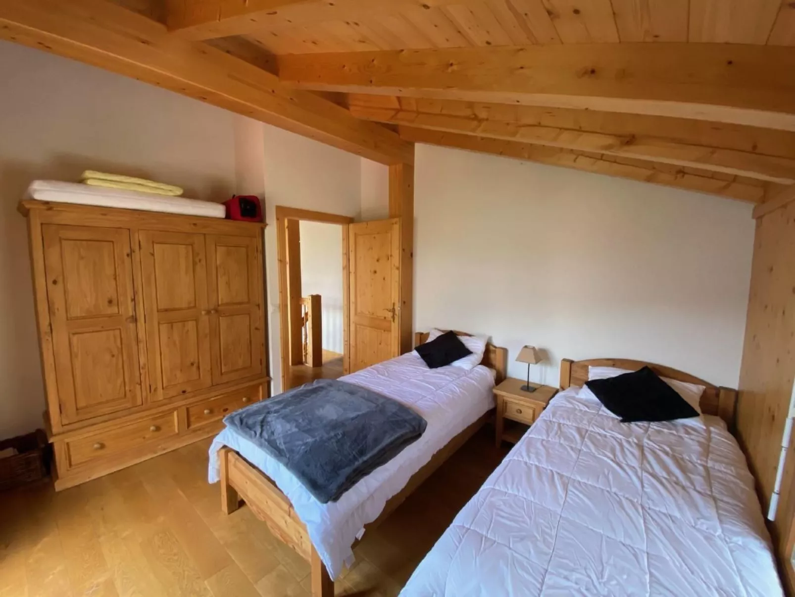 Chalet Alpilles - 4 Zi. mit atemberaubender Aussicht-Dedans