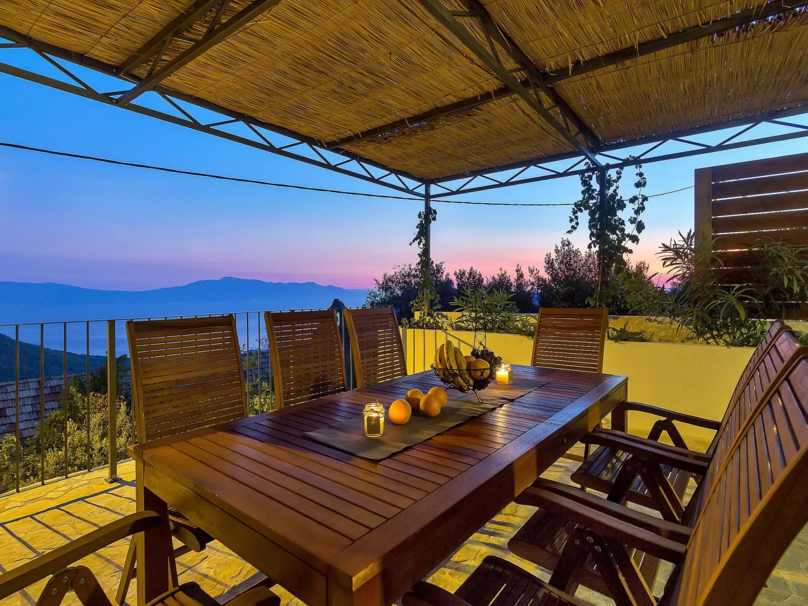 Barbarello-Image-tags.info