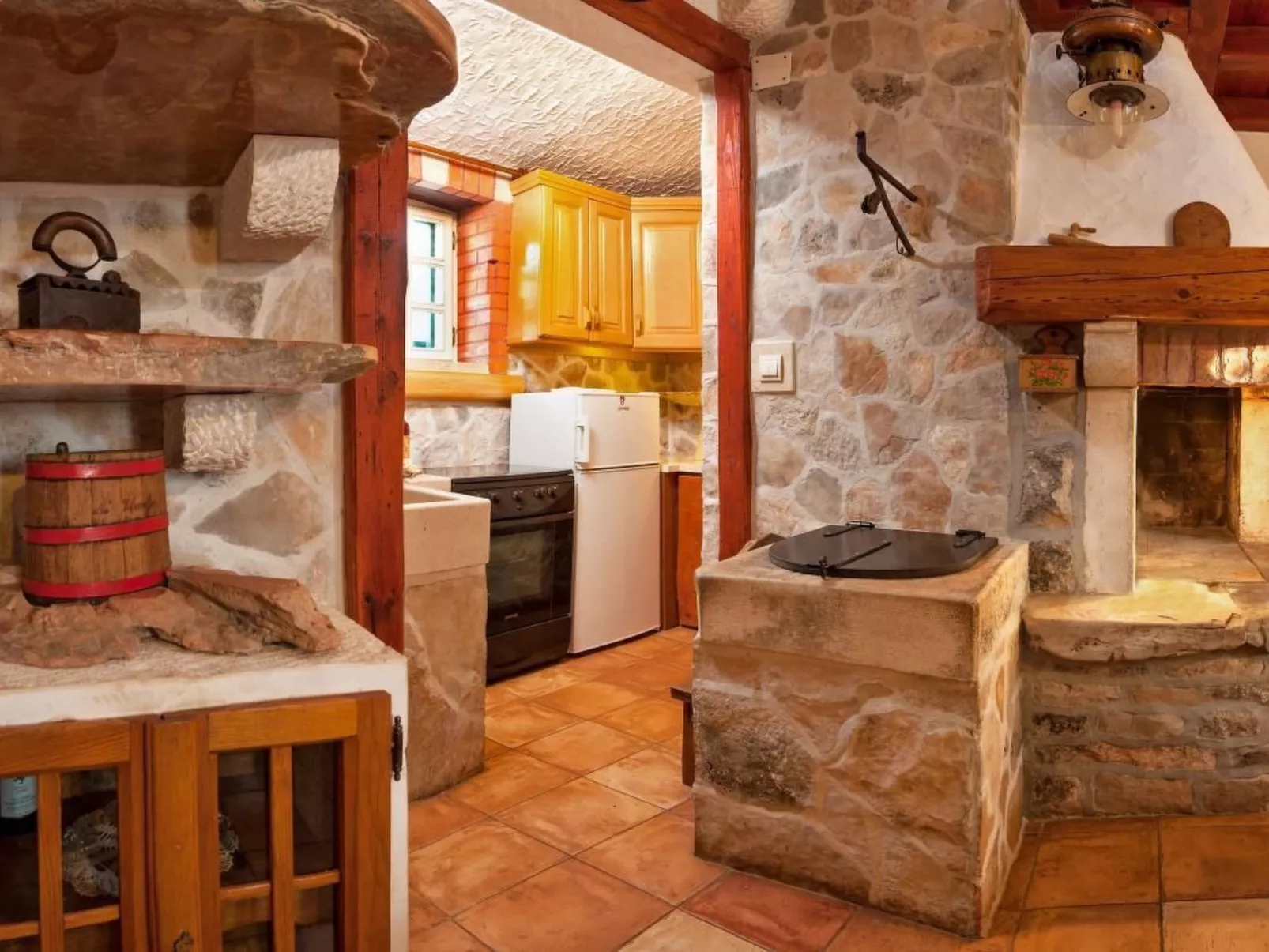 Ranch Visoka in Selca mit Panoramablick aufs Meer-Drinnen