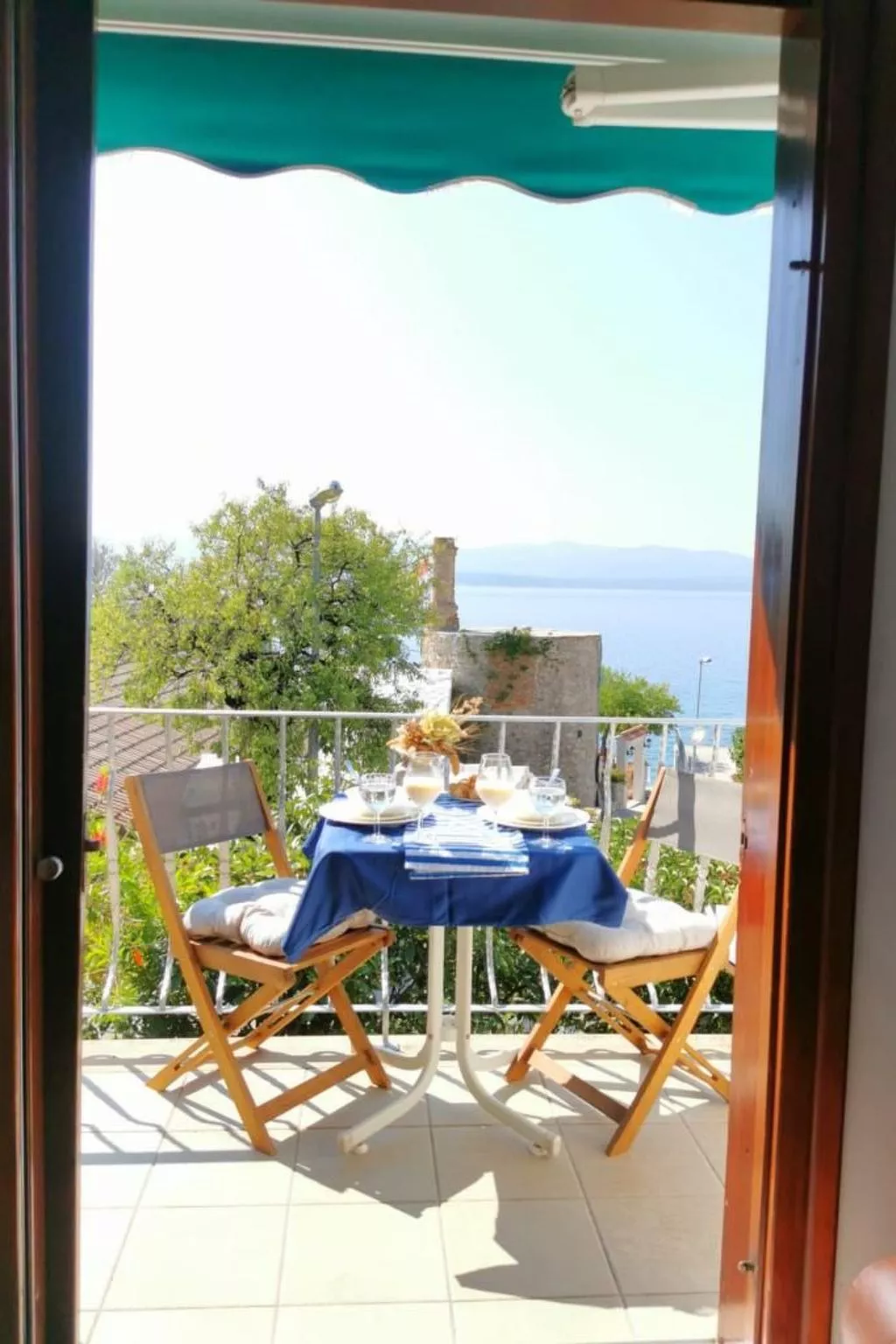 Für 3 Personen  + 1 Kind ca. 55 m&sup2; in Bol, Adriaküste Kroatien (Kroatische-Draußen