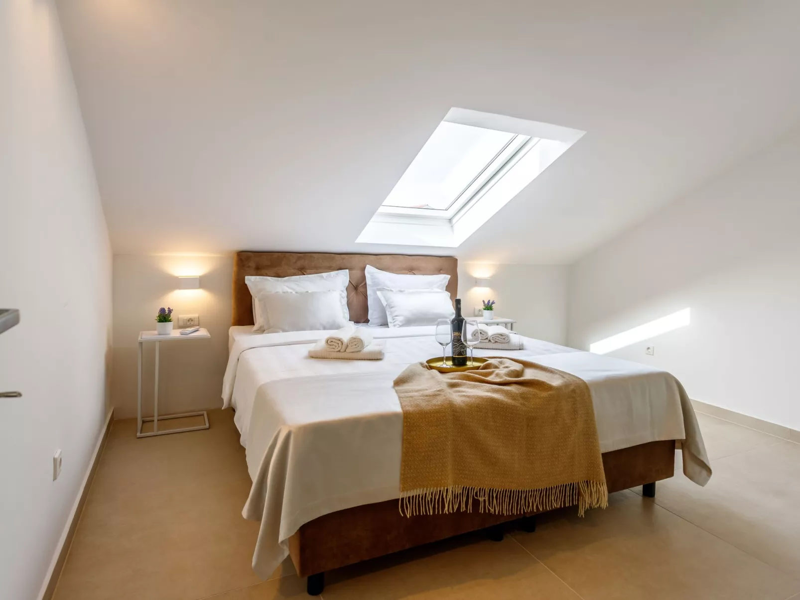 "Villa Tango2" mit Blick auf das Wasser-Drinnen