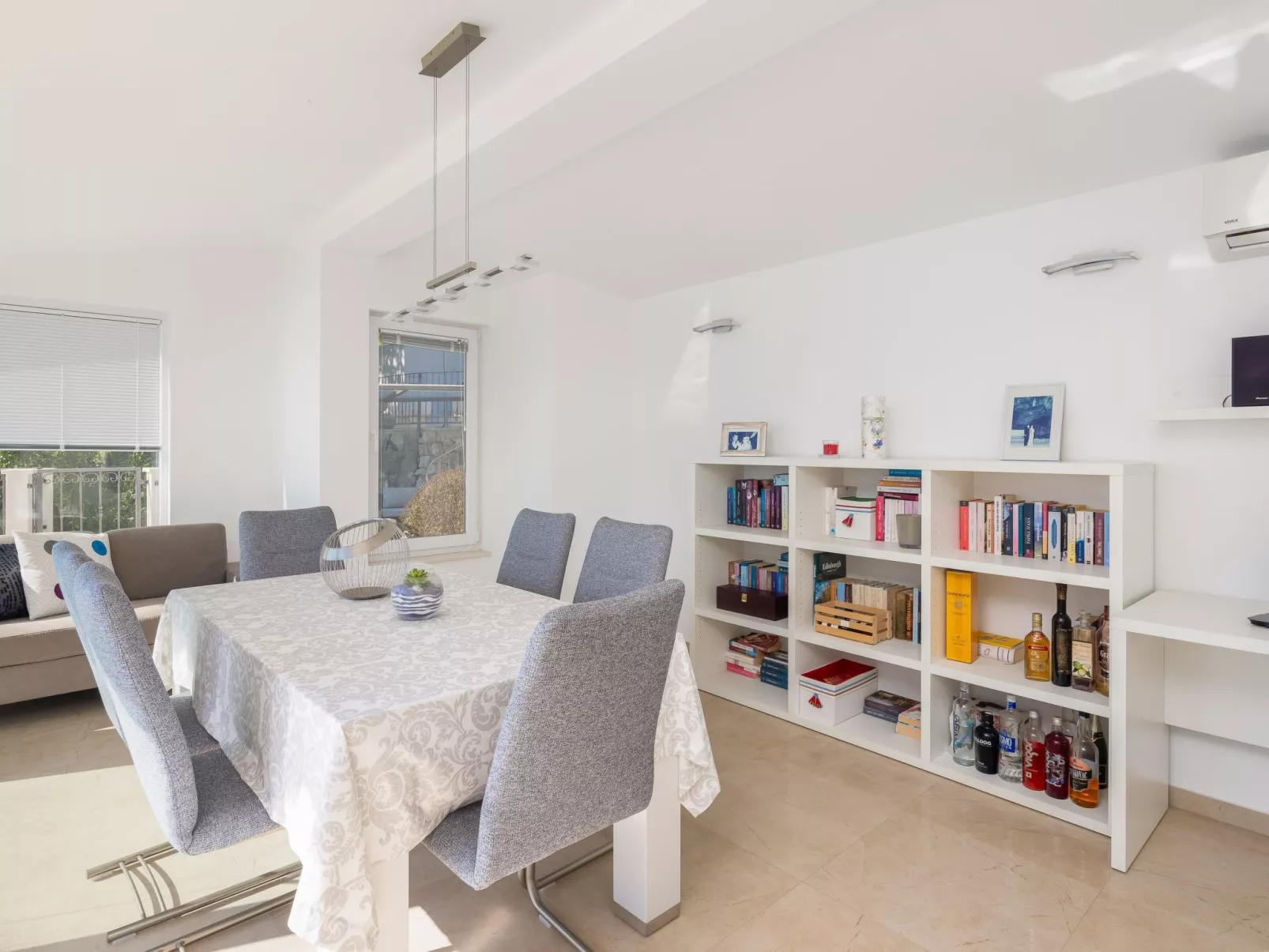 Villa Sandra - Privater Pool-Inside