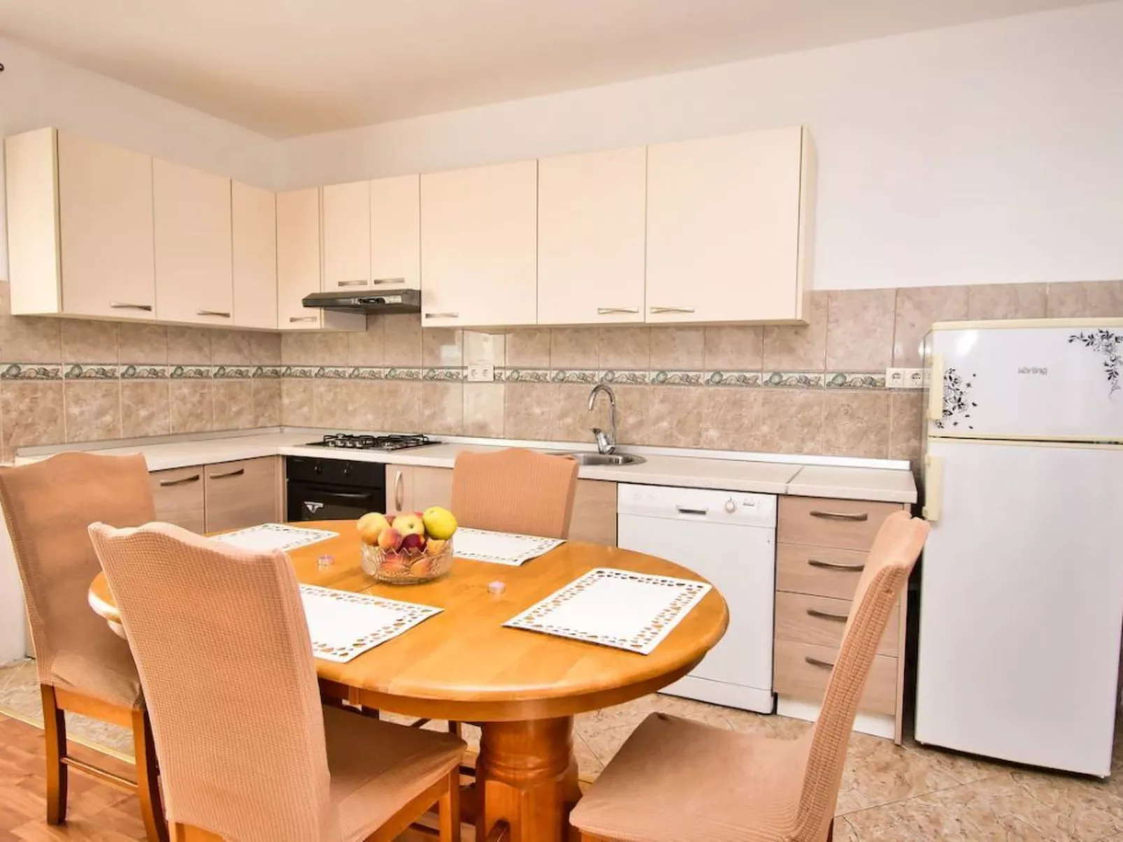 Villa mit herrlichem Meerblick-Drinnen