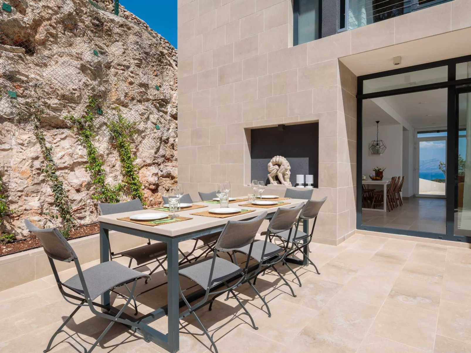 Semper Vivum Villa-Dehors