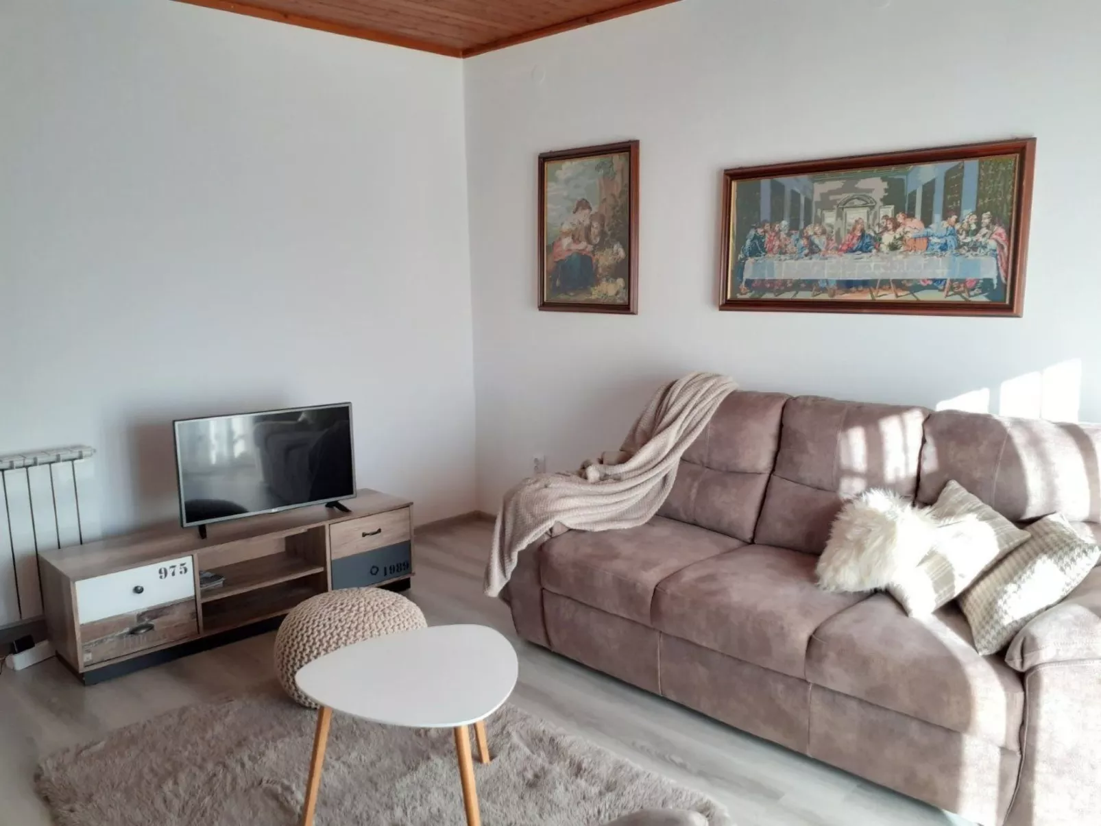 Wohnung mit privatem Pool und herrlicher Aussicht-Inside