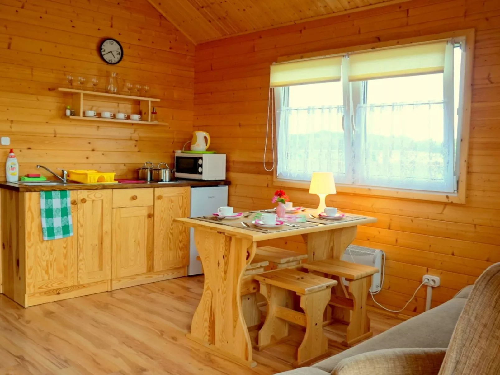 "Verano" mit Privatparkplatz-Drinnen