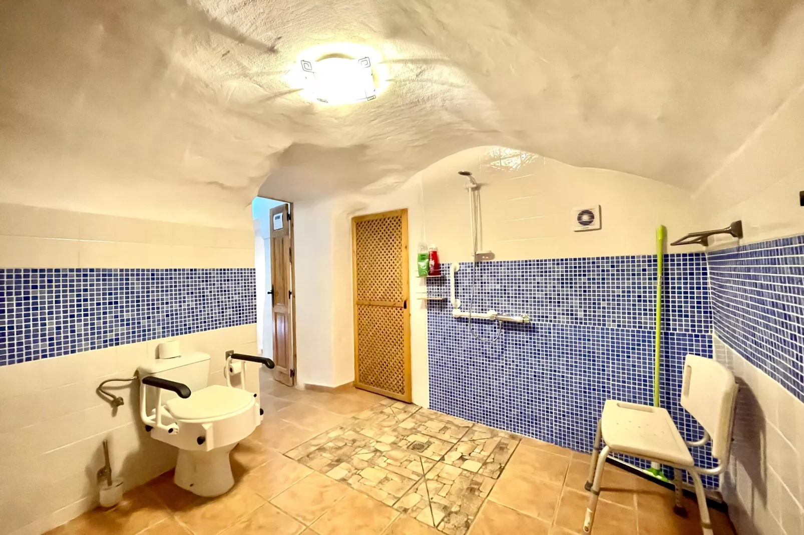 Casa Ed-Bathroom