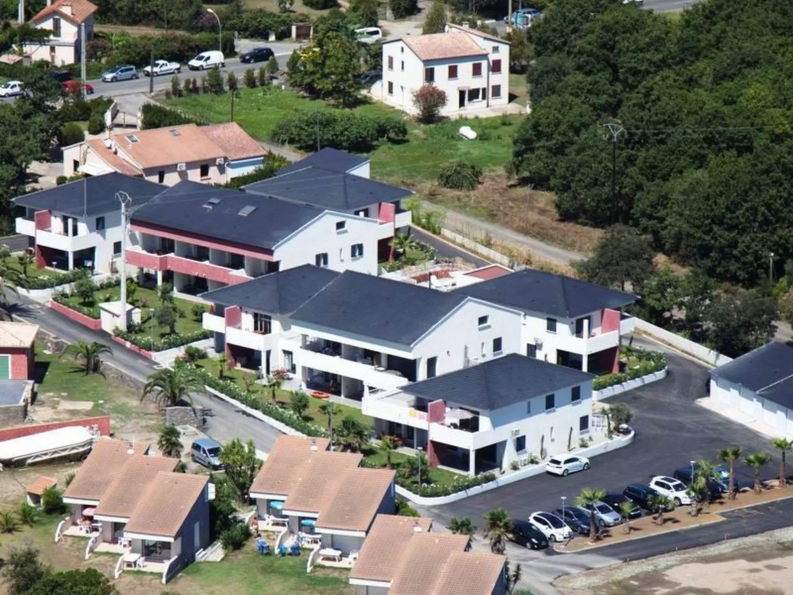 Marea Resort Wohnung mit Schwimmbad-Image-tags.info