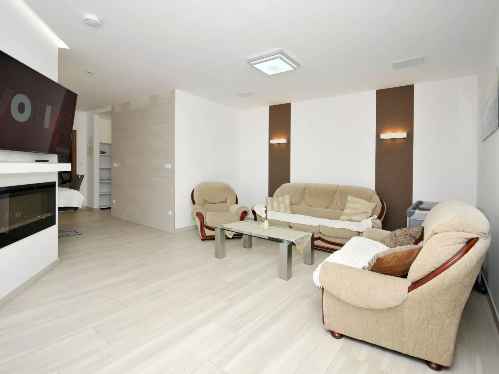 Villa Rimac in Kastel Stafilic mit Garten, Grill-Drinnen