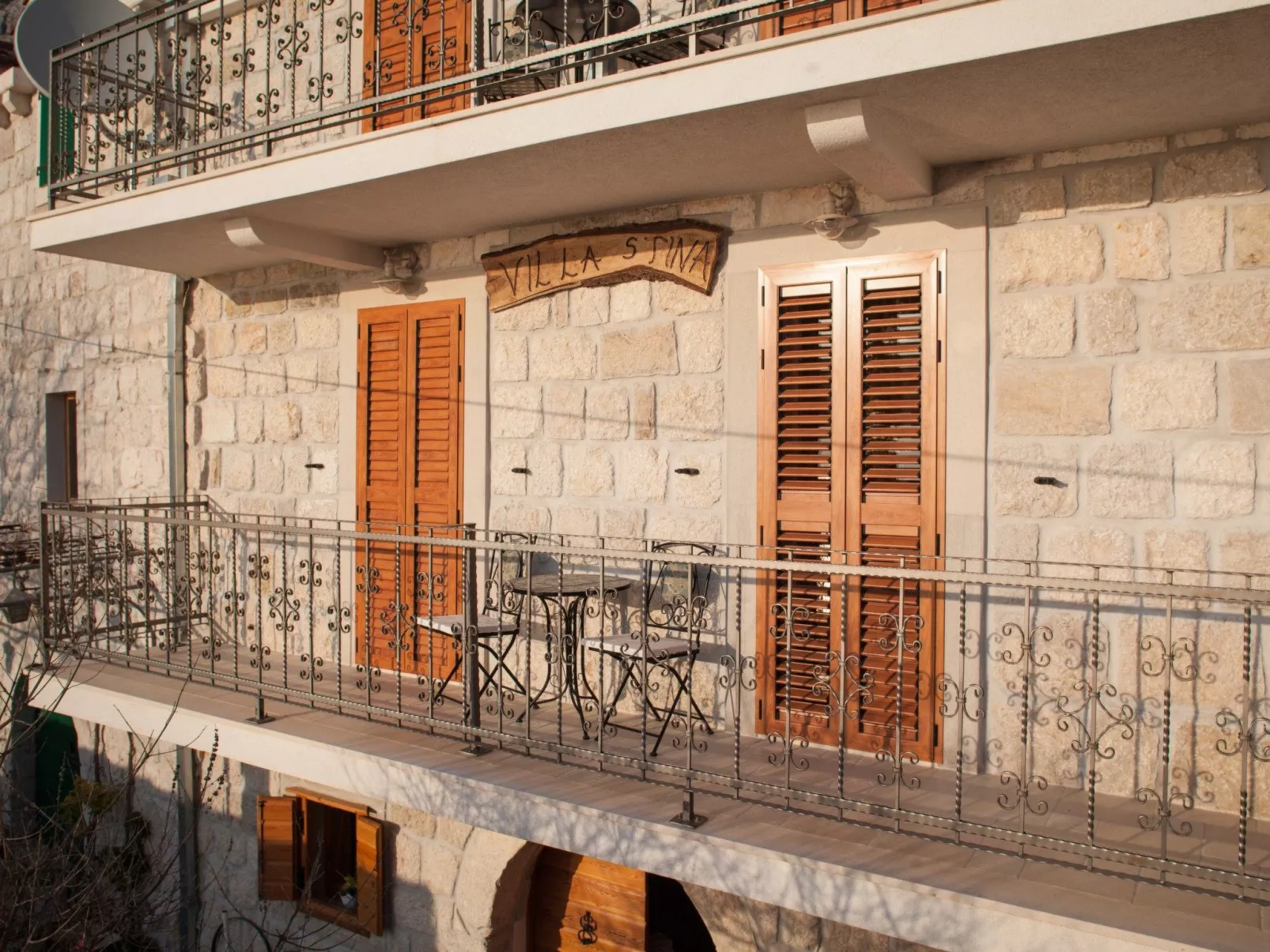 Charmantes Steinhaus mit Pool und Meerblick-Image-tags.info