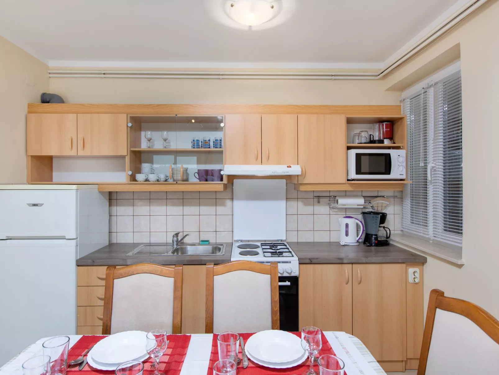 Schöne Wohnung "Apartman Mira 1" mit Terrasse-Inside