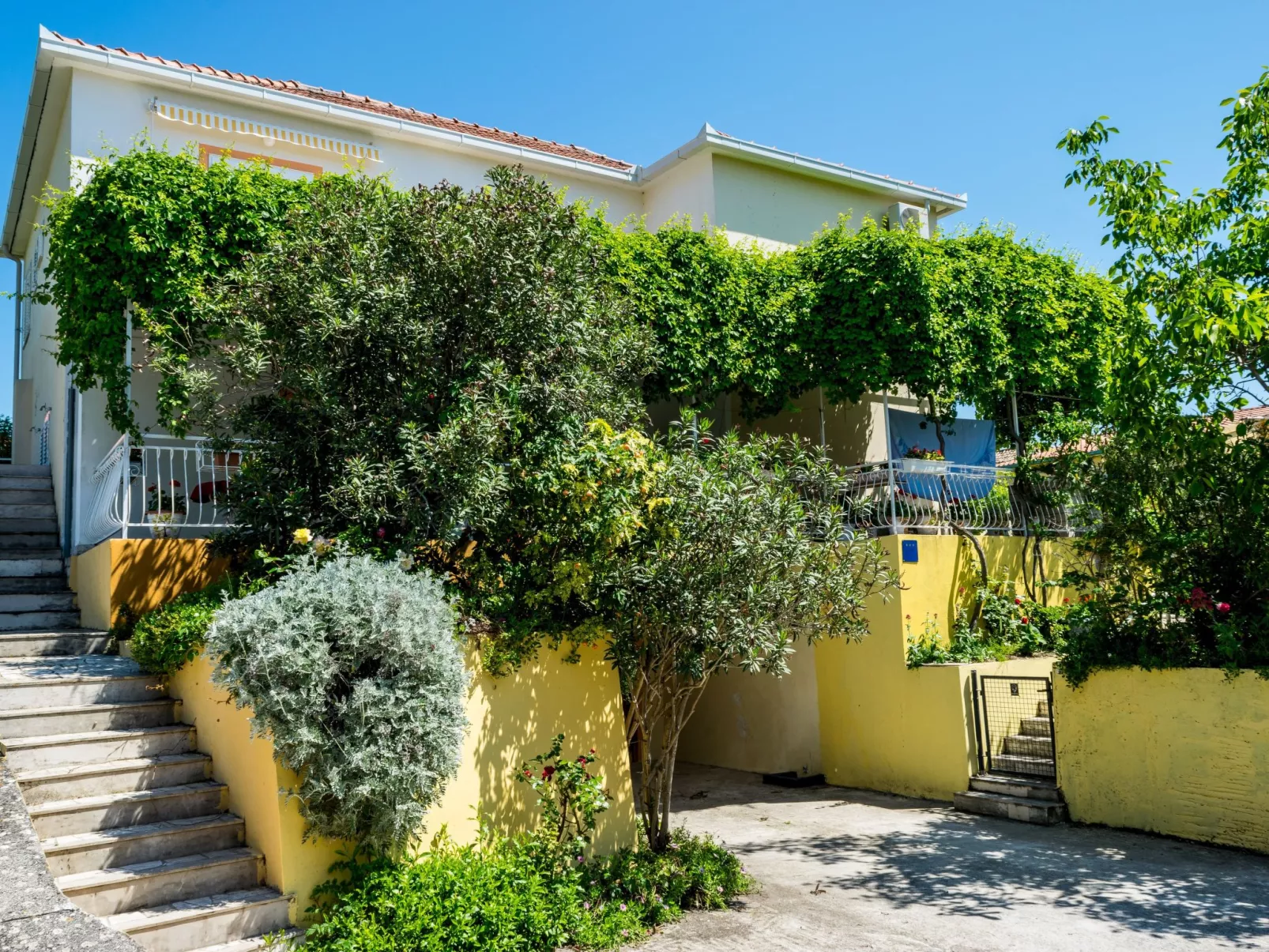 Strandnahes, ruhiges Ferienhaus-Draußen