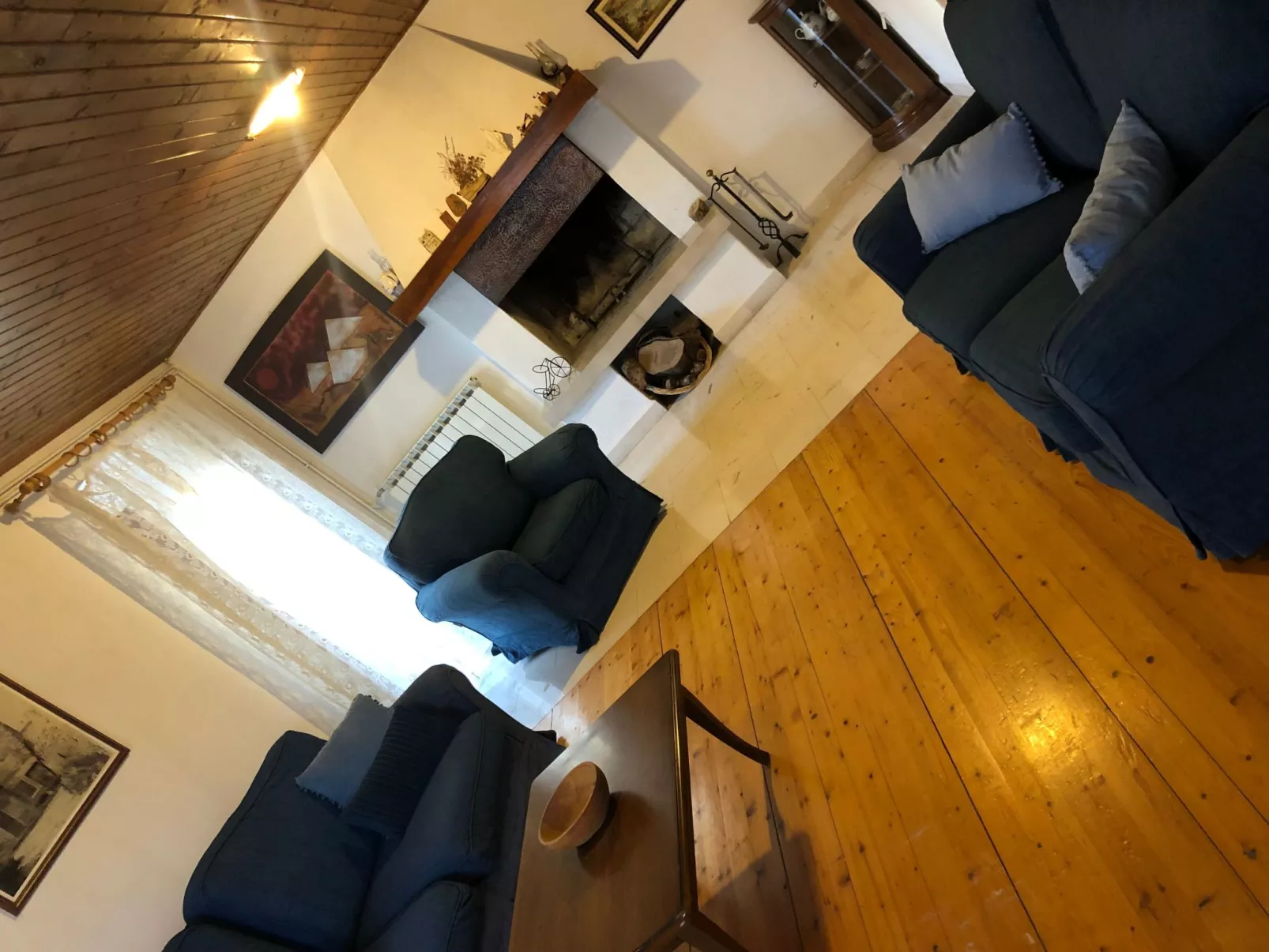 Mit Kamin in der Stadt Roc-Drinnen