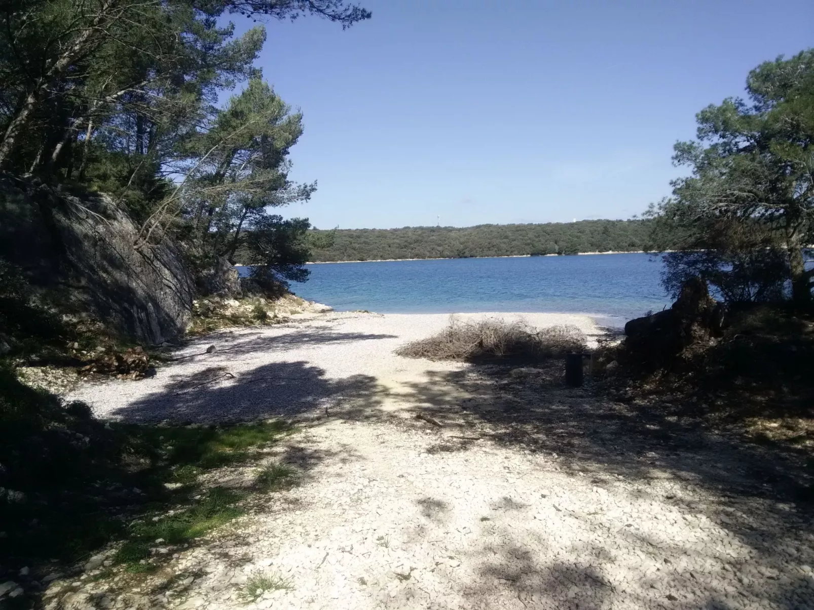 Geräumige Wohnung in der Nähe von Meer und Strand-Draußen