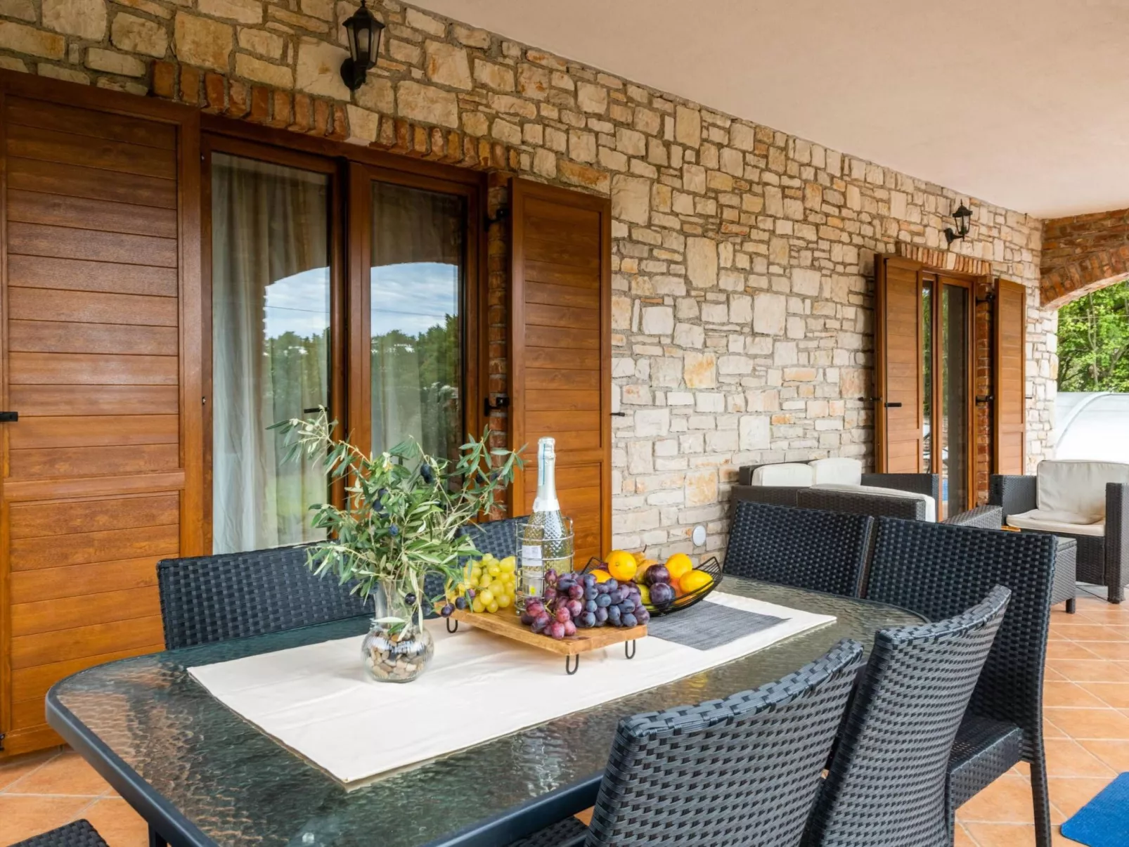 Villa Wish mit beheiztem Pool-Draußen