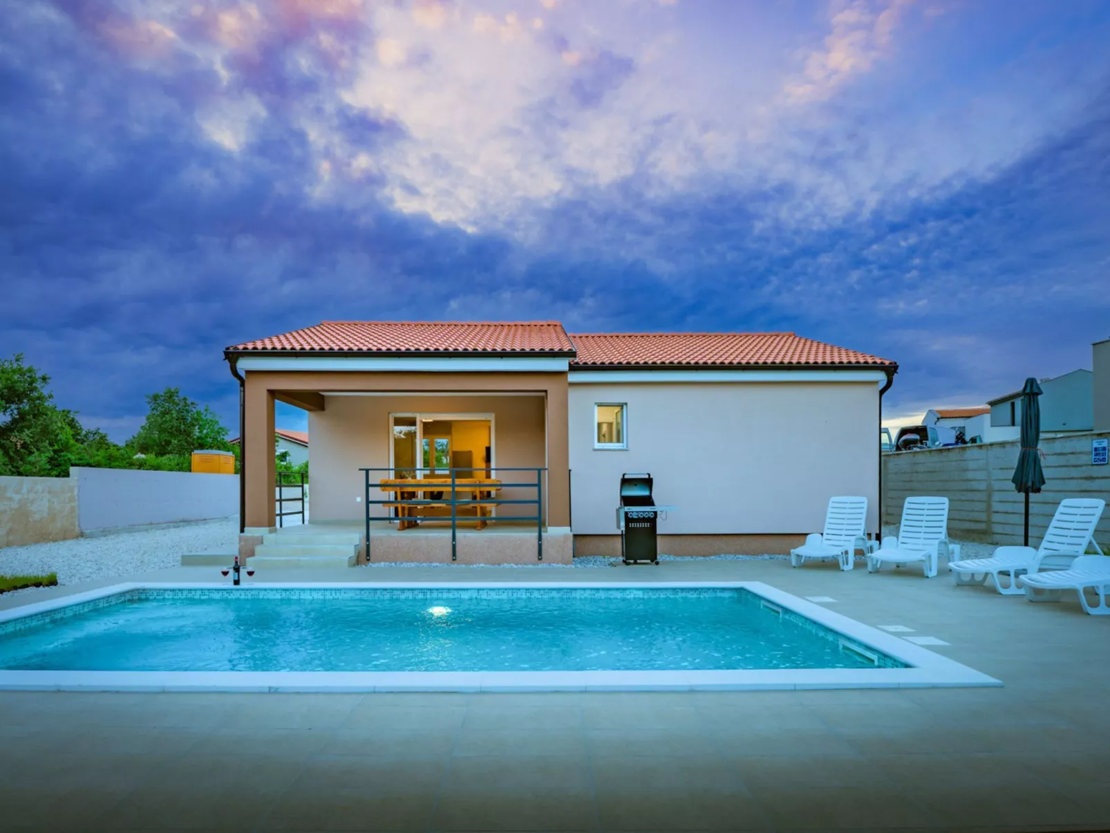 Villa Stocozzi-Draußen