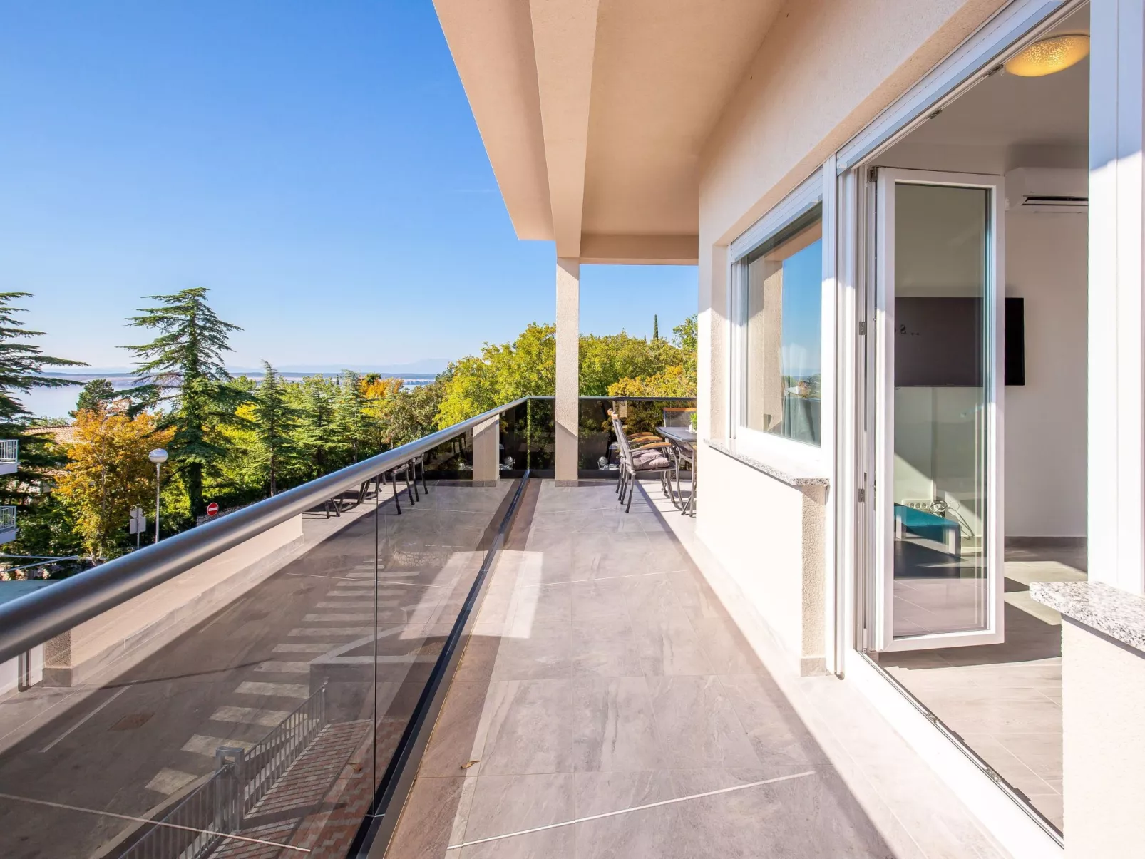 Wohnung "Veronique 4" mit Whirlpool-Draußen