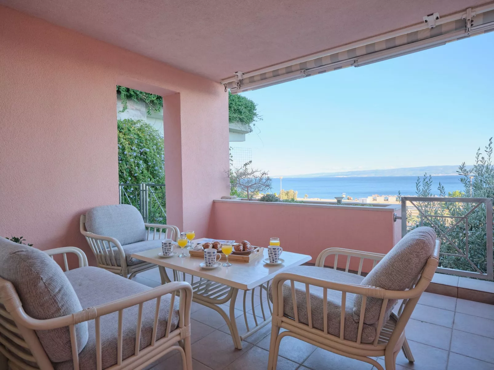 Für 6 Personen ca. 120 m&sup2; in Split, Dalmatien (Gespanschaft Split-Dalmatie-Outside