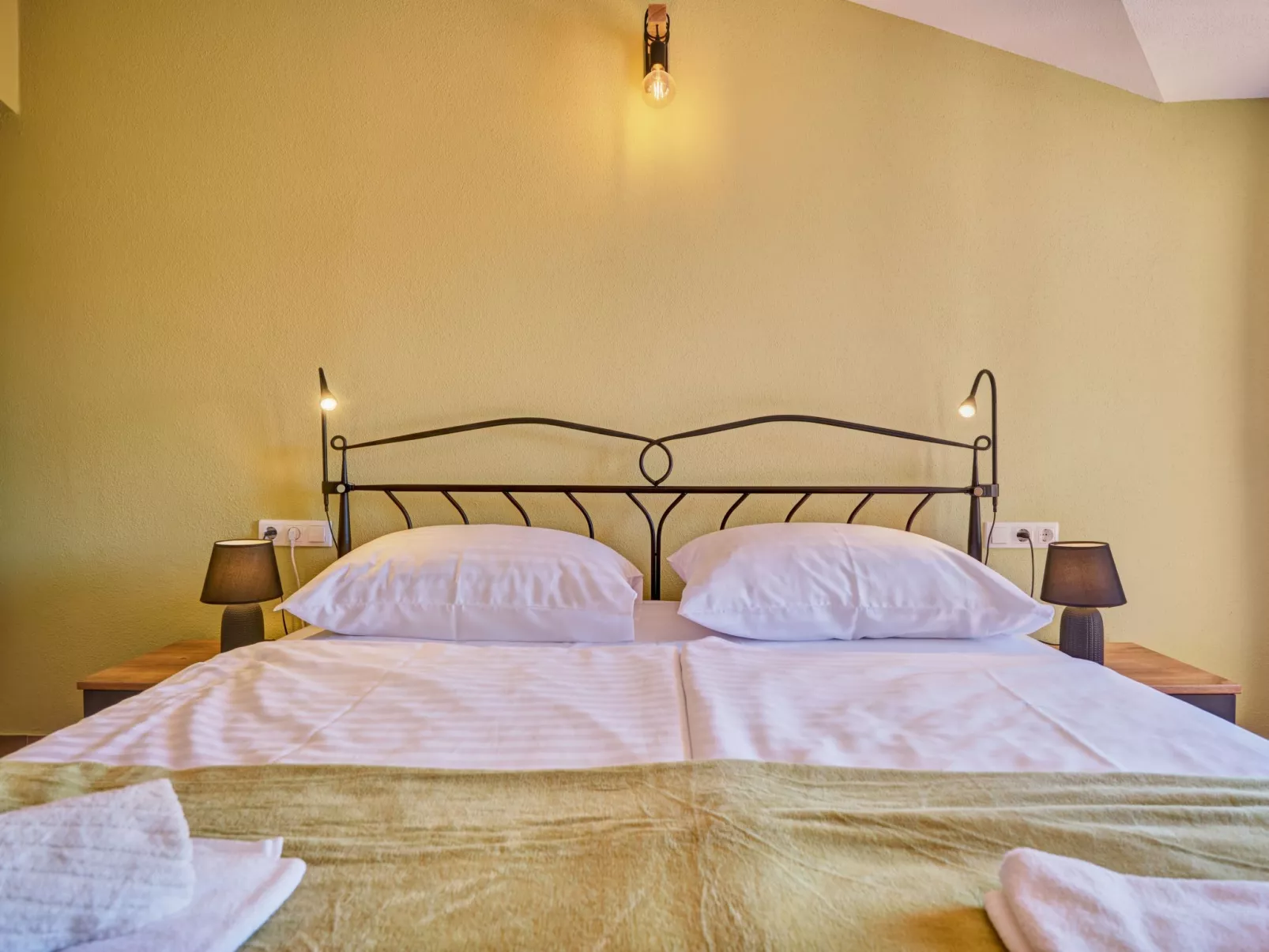 Anovi Holiday Home 1 - Haus mit zwei Schlafzimmern-Dedans