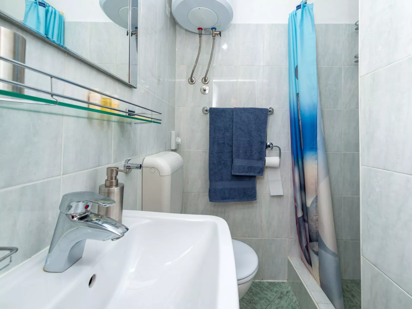 Ivona mit Terrasse und Außendusche-Dedans