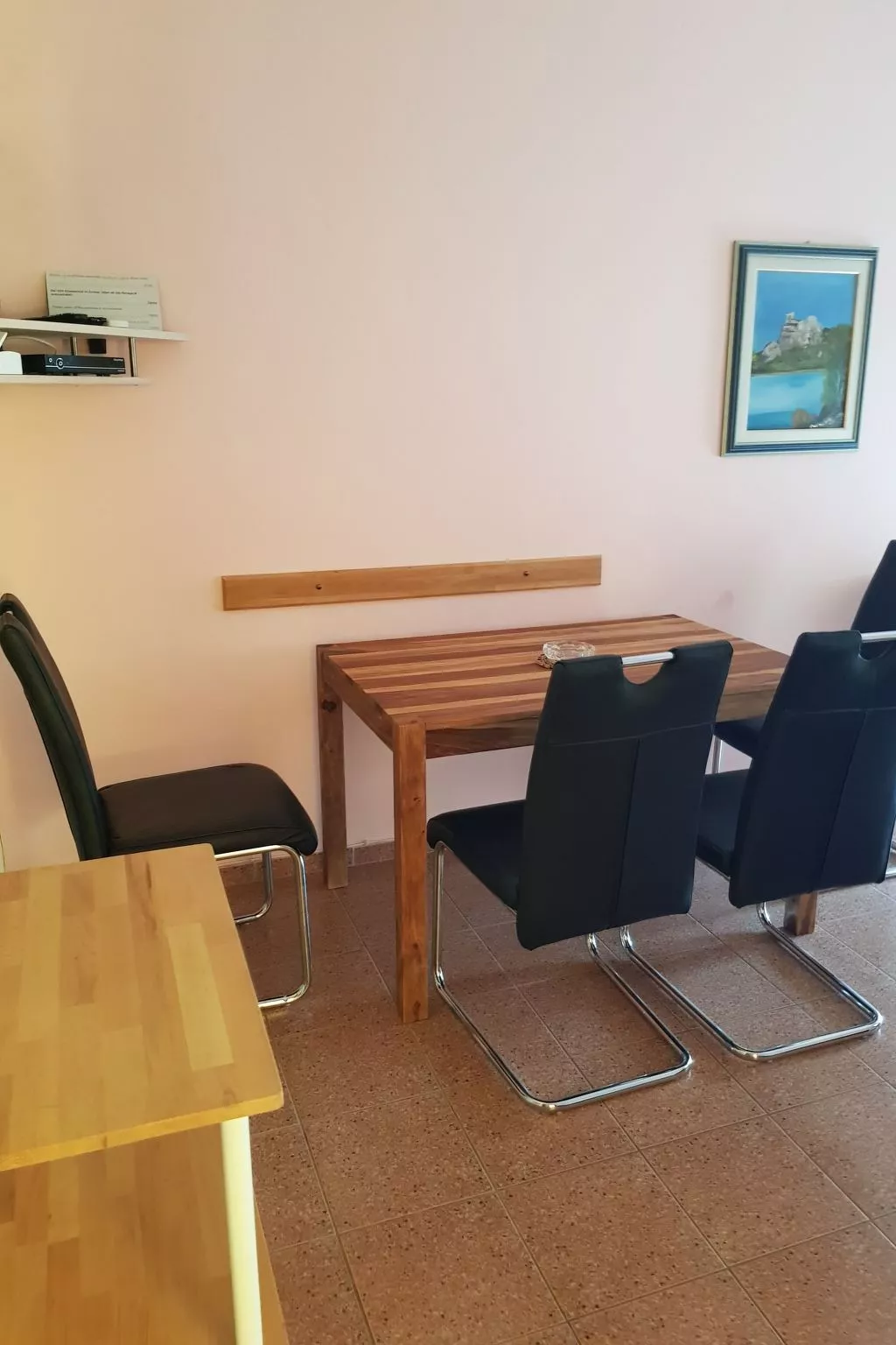 Wohnung Hama Komunela mit Garten und Stellplatz-Inside