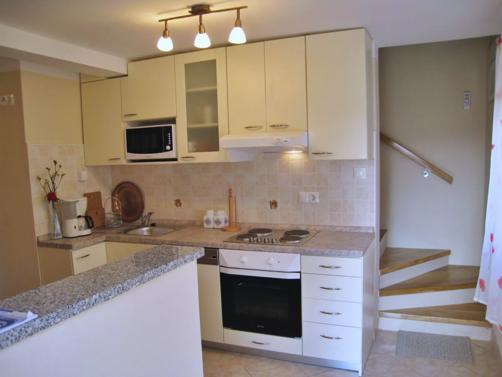 Apartment Nidisa-Image-tags.info