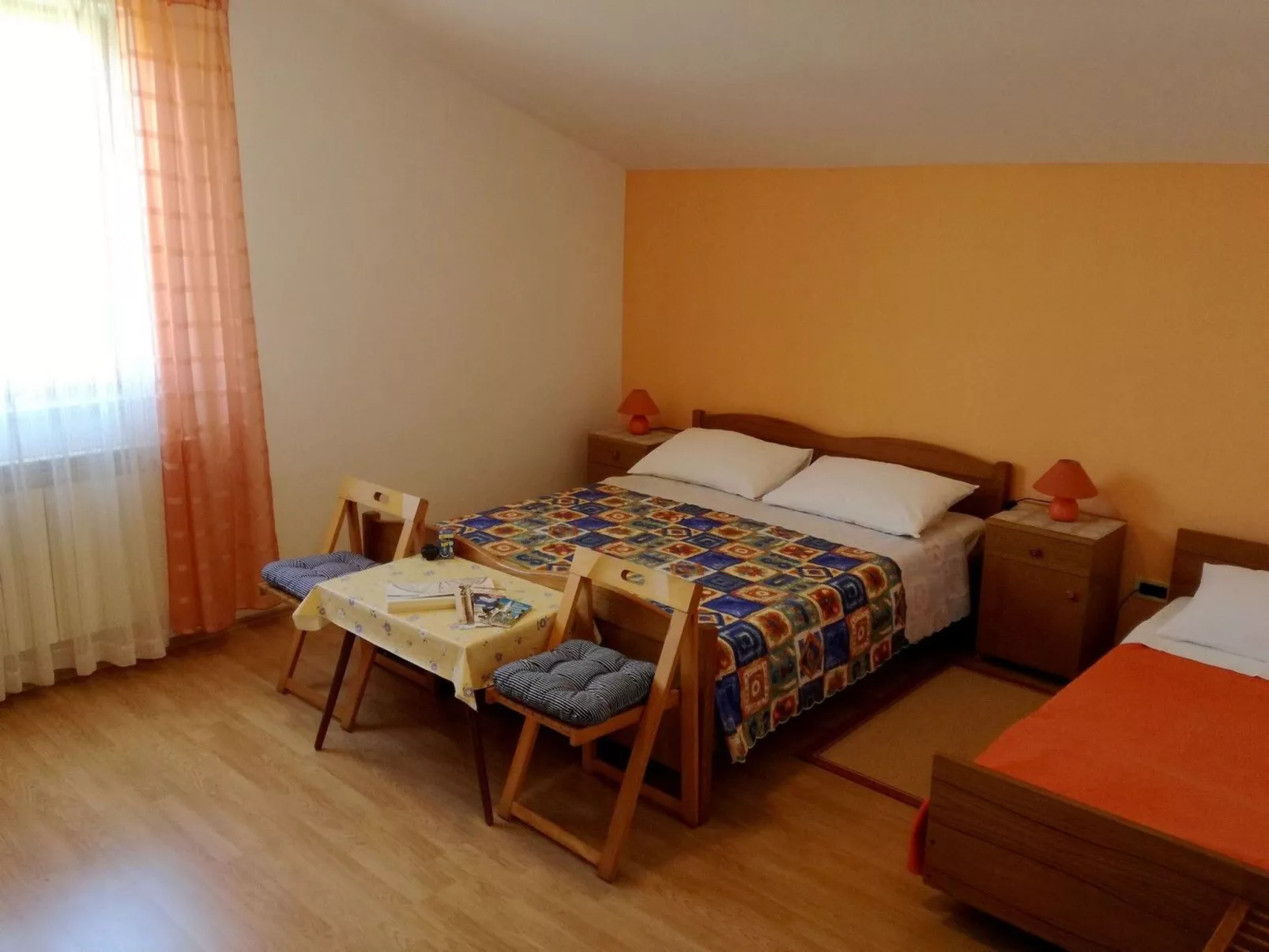 Wohnung mit Balkon-Drinnen