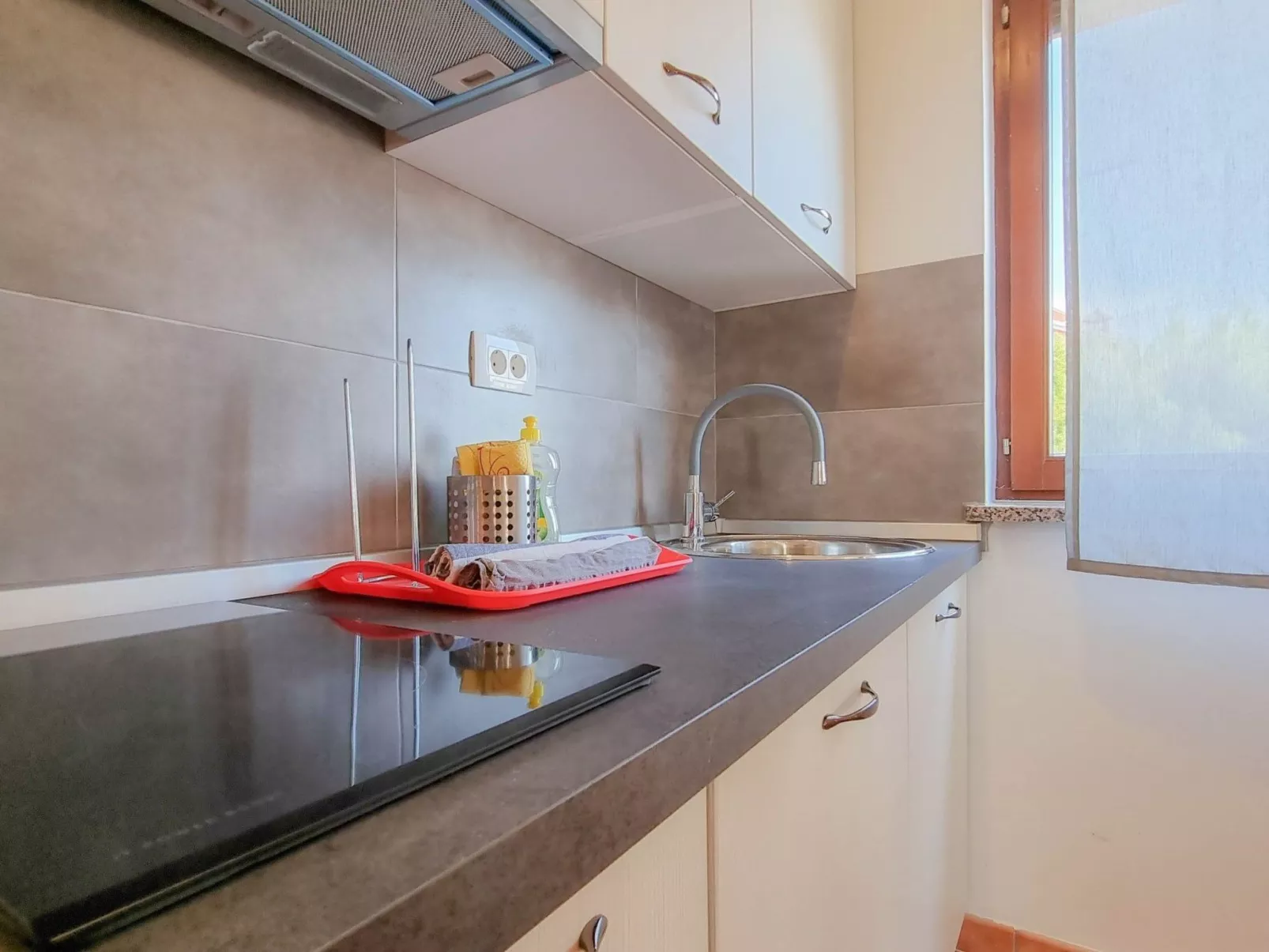 Studio-Wohnung "Dani 2" mit Terrasse-Inside