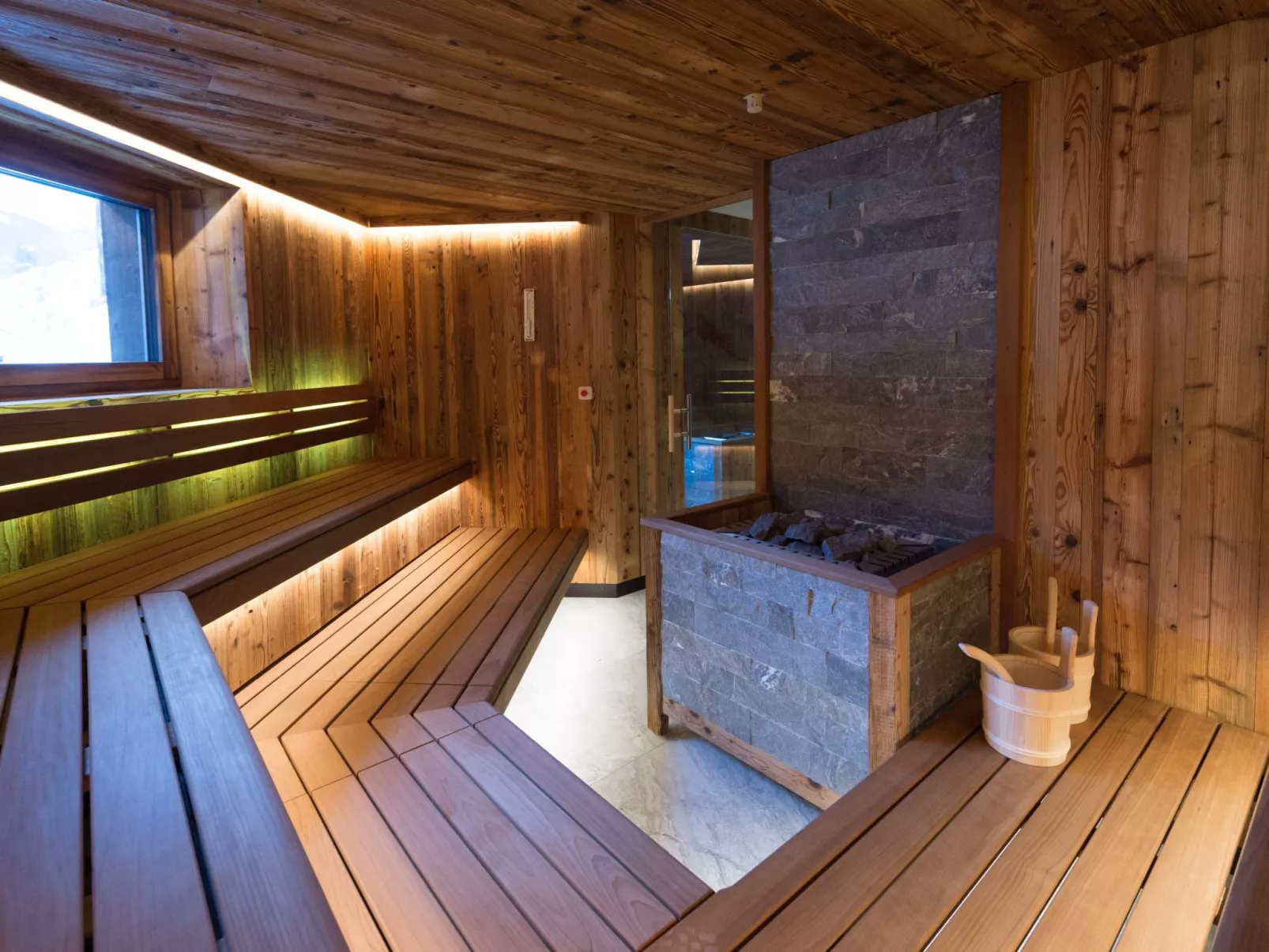 Zirmhof Apartments-Drinnen