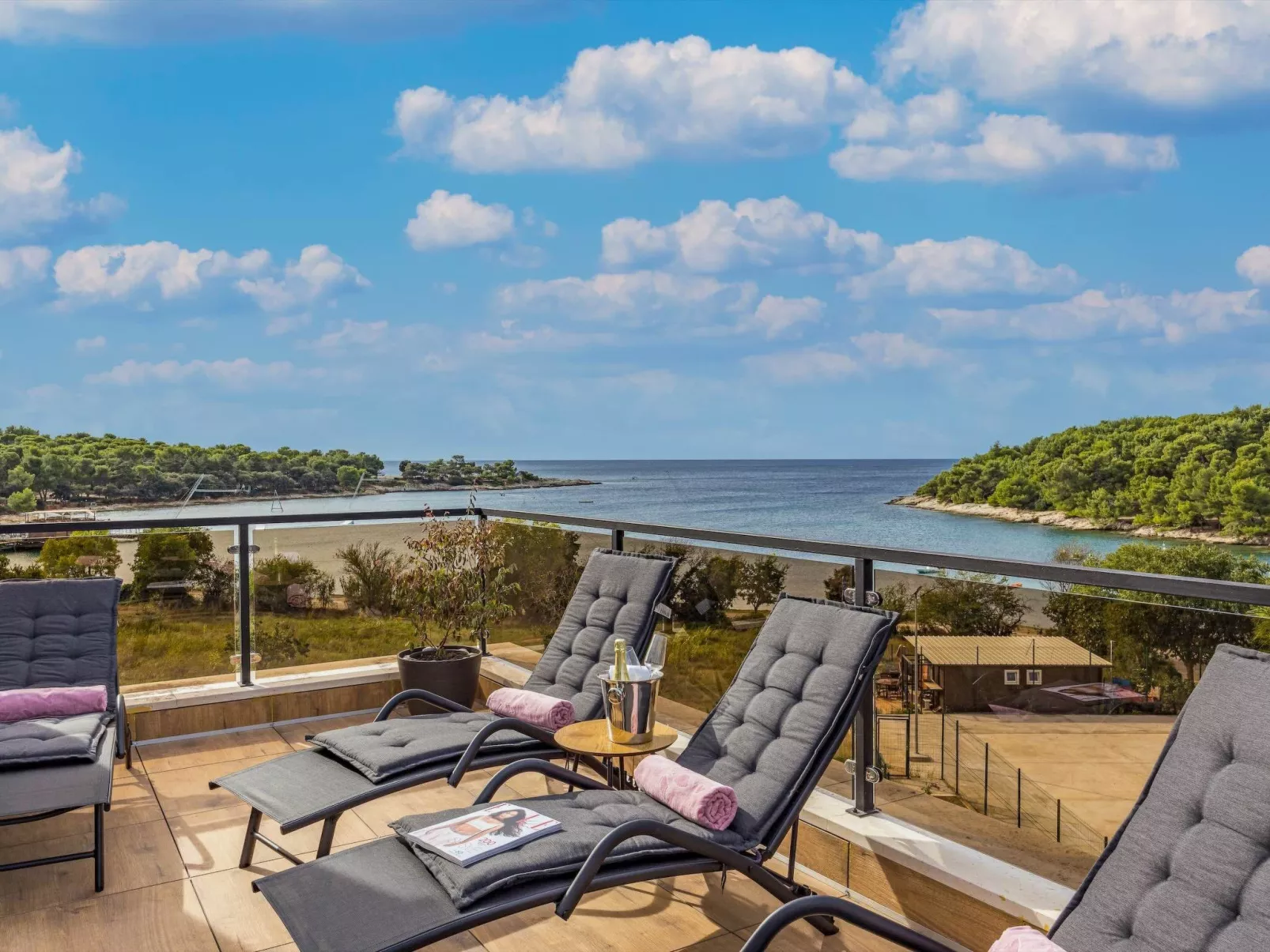 Villa Magnolia-Image-tags.info