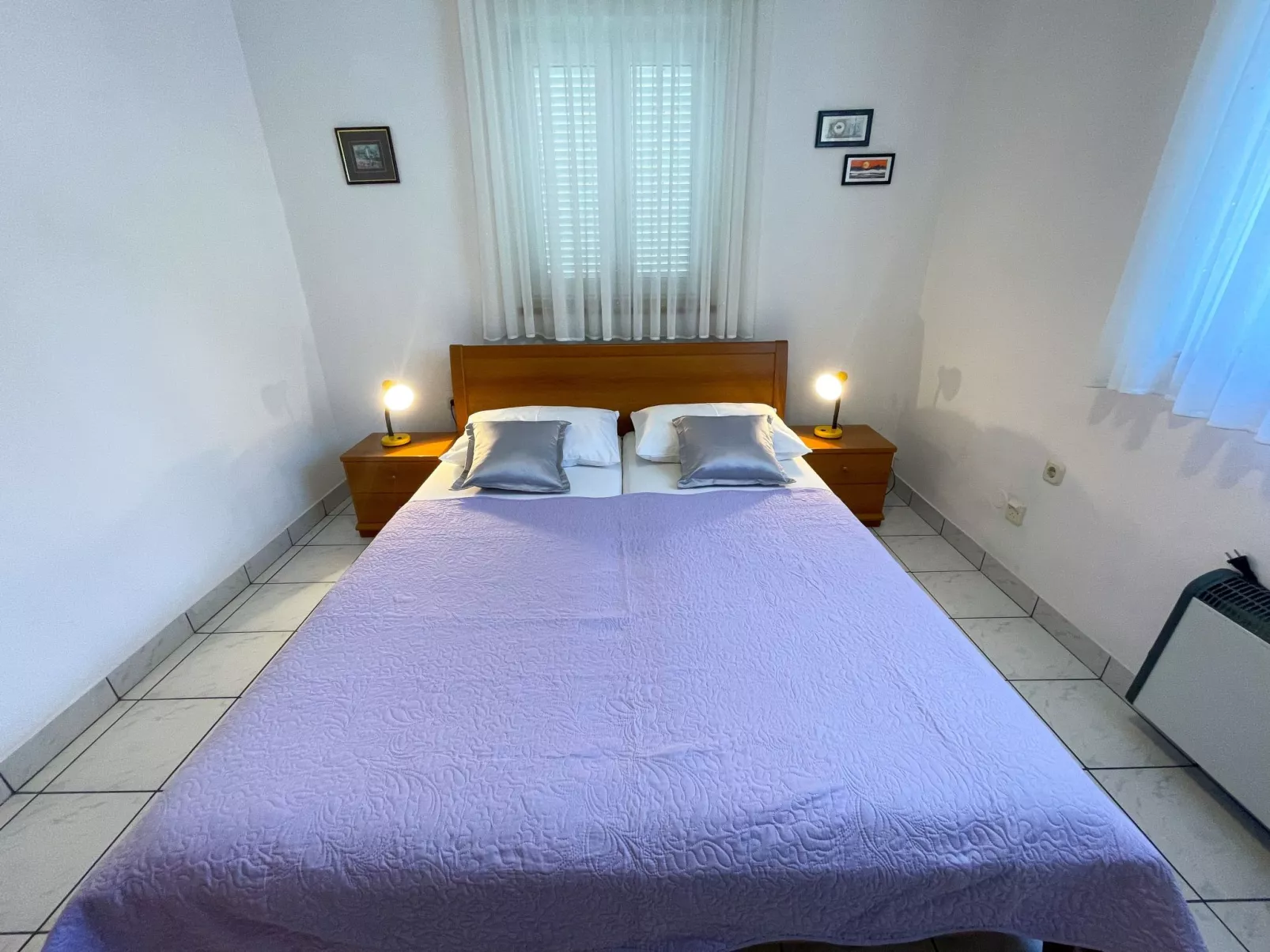 Ljiljana 3 - Drinnen