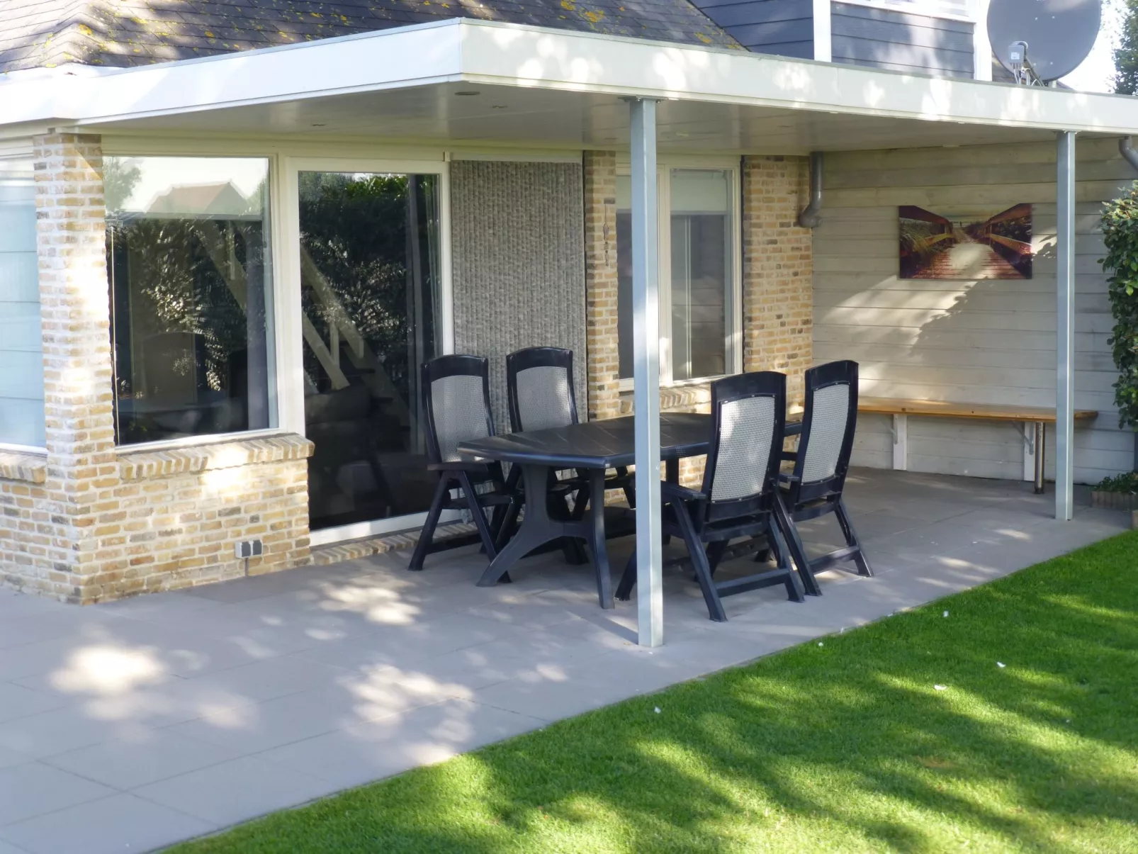 Neuer schöner Bungalow-Outside