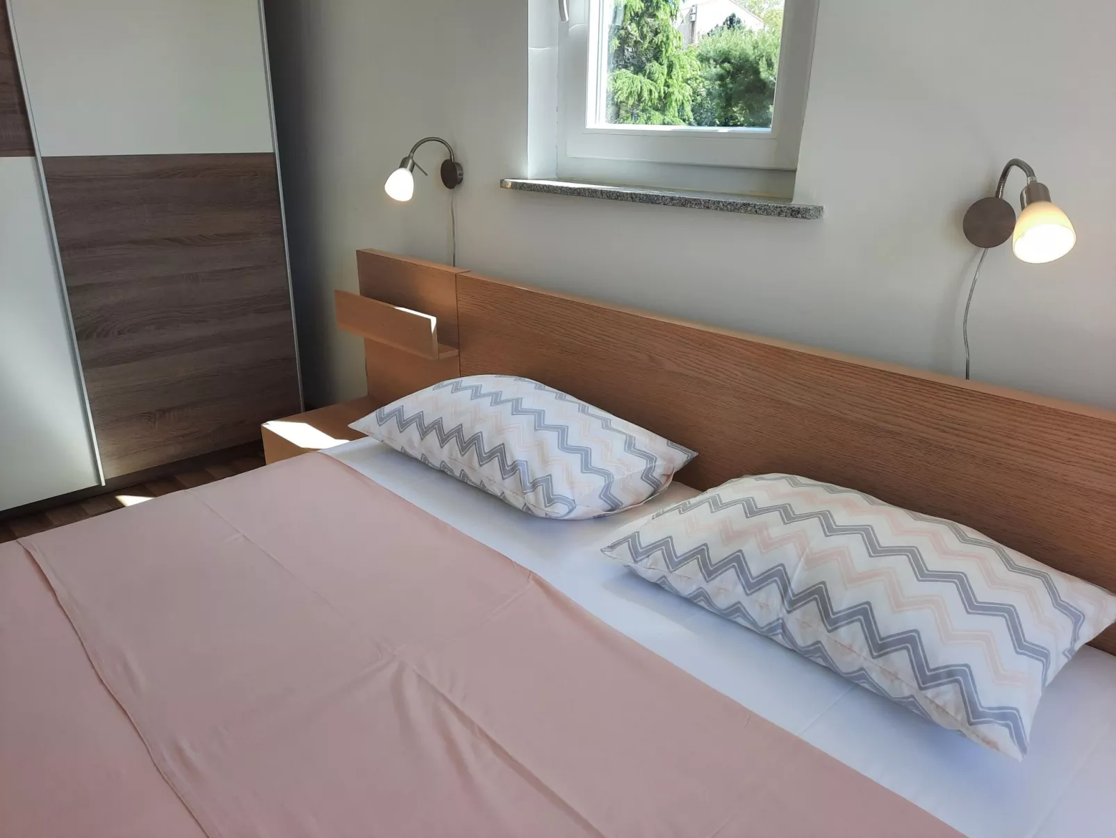 Apartment mit Balkon für zwei bis vier Personen-Dedans