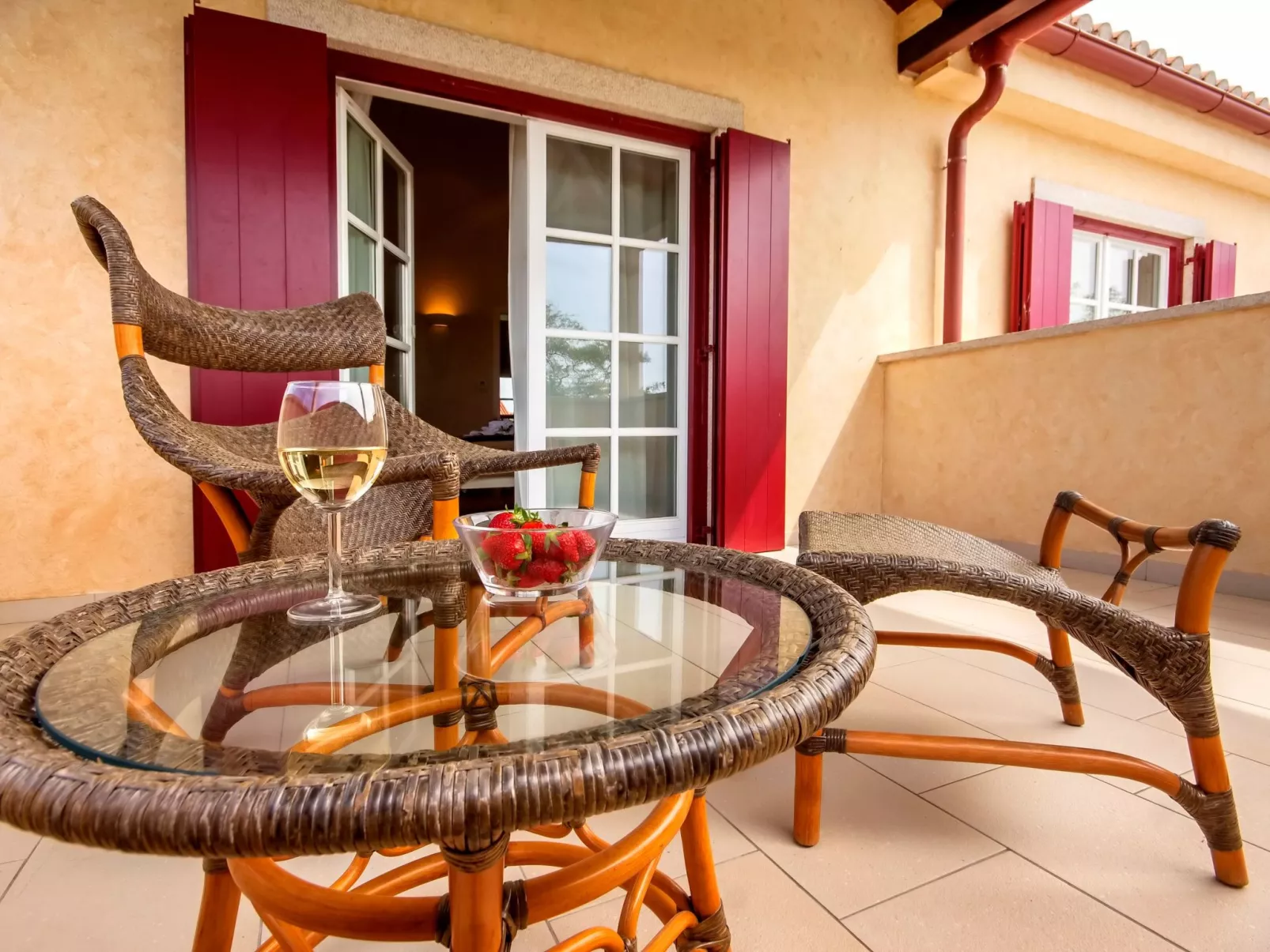 Luxus "Villa Mirna" mit Tennisplatz-Outside