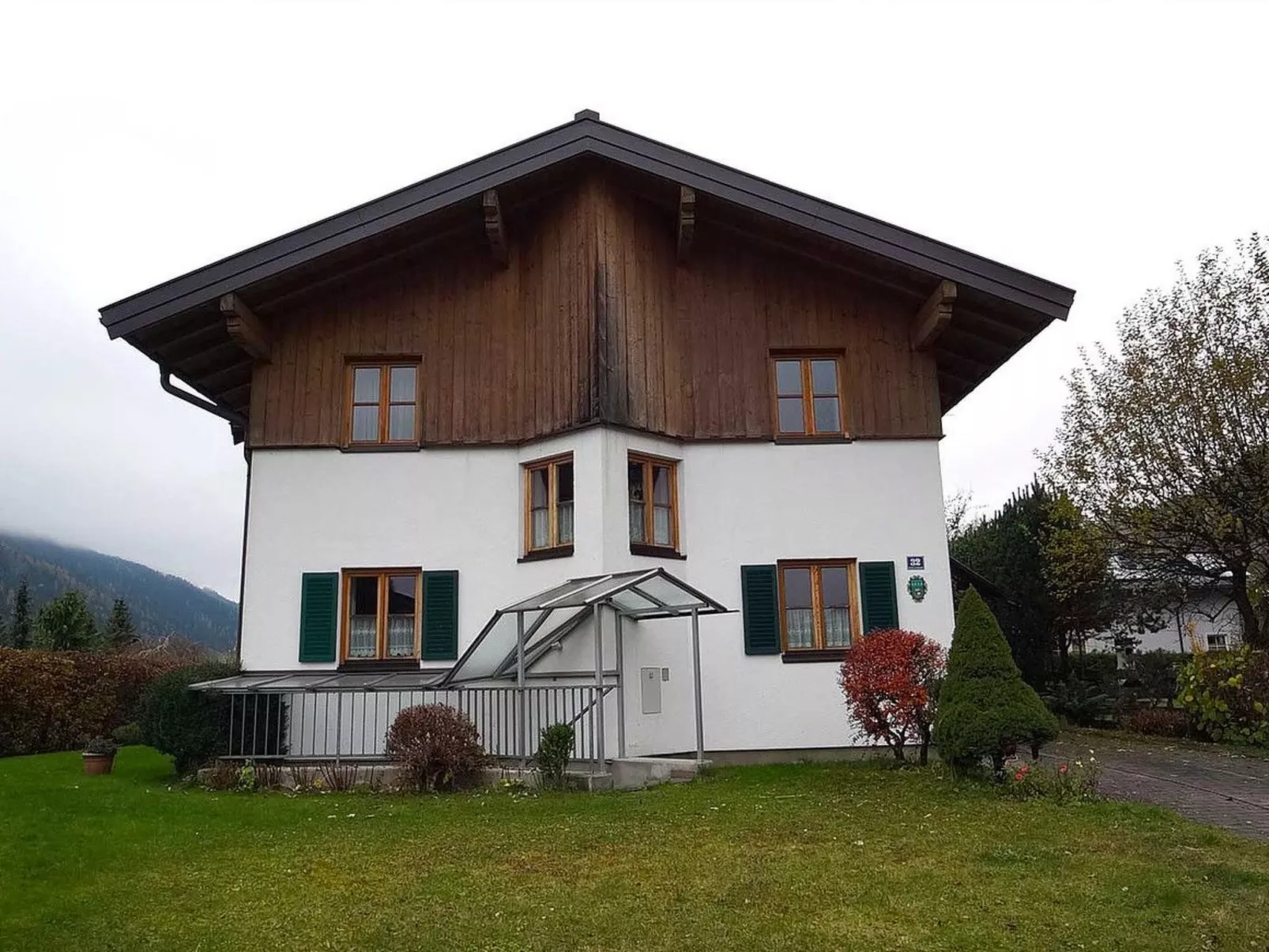 In ruhiger Lage mit Gartennutzung-Outside