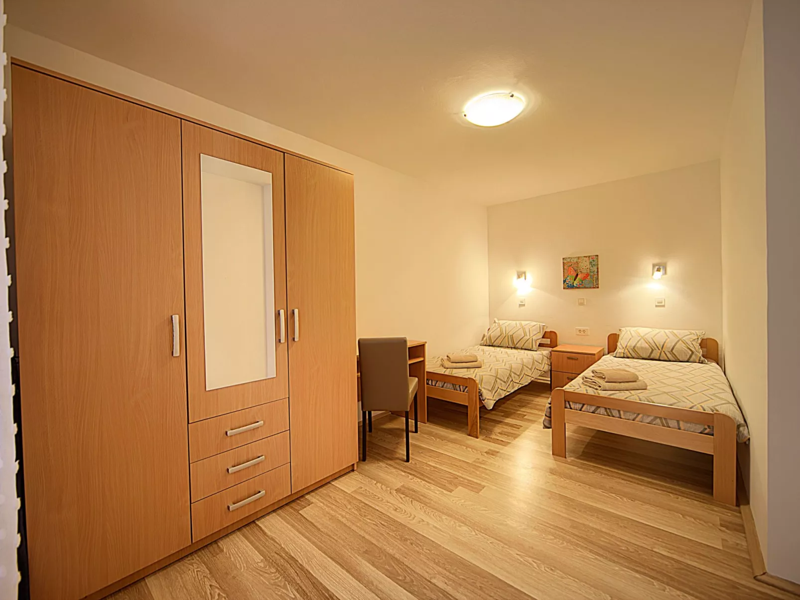 Villa mit Garten, Grill und Terrasse-Dedans