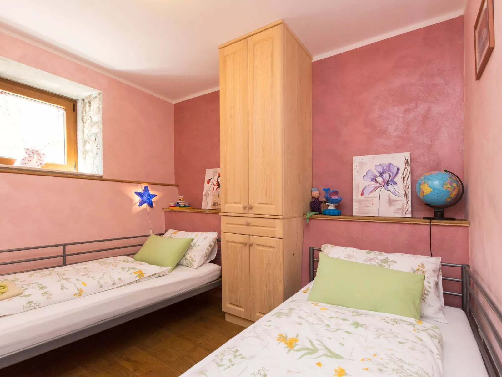 Geräumiges Ferienhaus in Brseč mit Privatem Pool-Drinnen