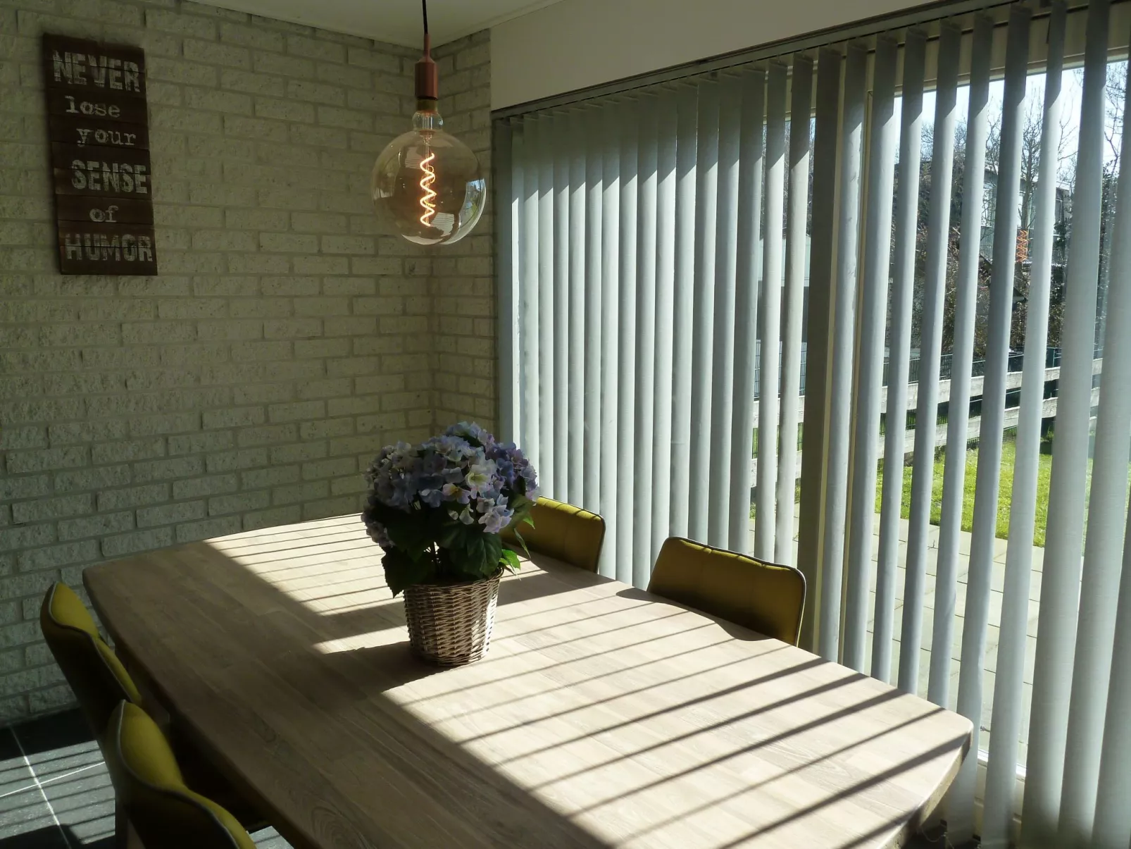 Gemütlicher Bungalow für 4 Personen-Drinnen