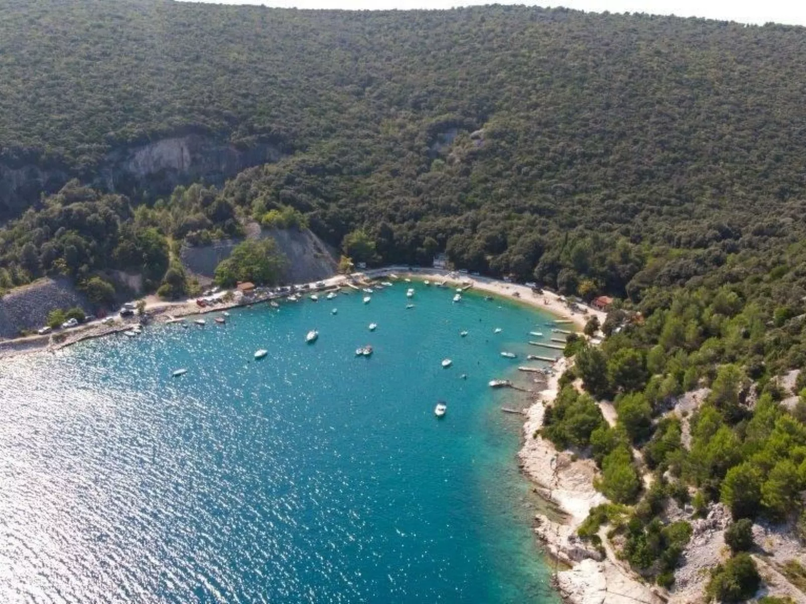 Mit privatem Schwimmbad-Dehors