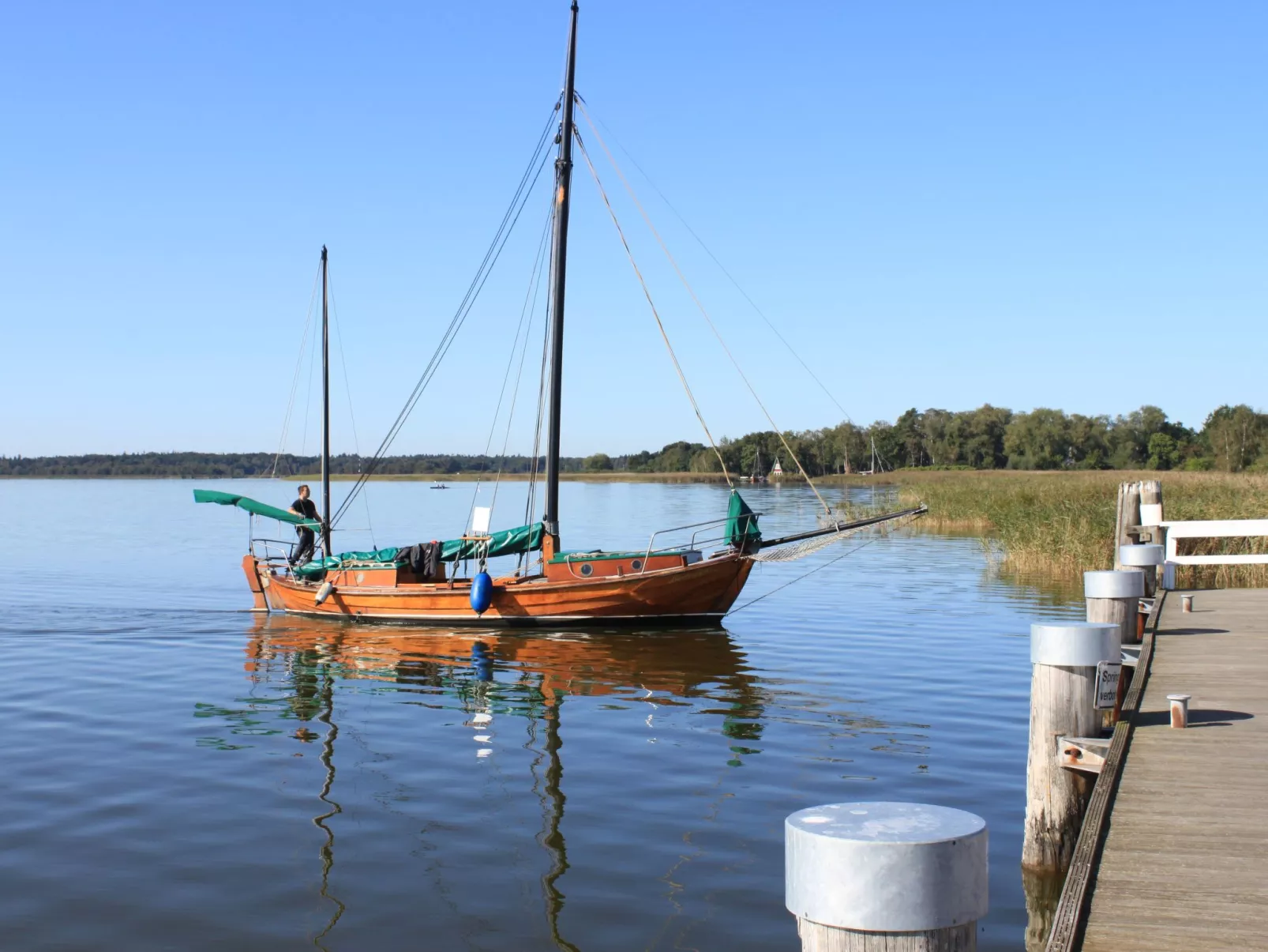 Admiral's Cor. Gulet-Draußen