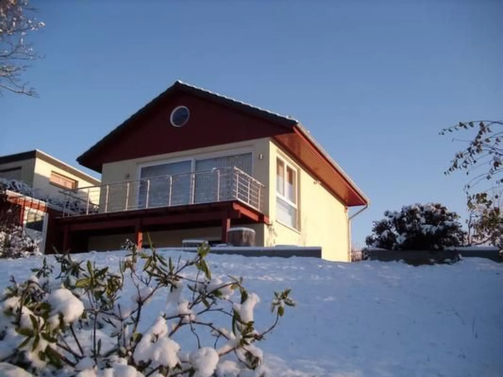 In Klingberg mit Seeblick-Outside