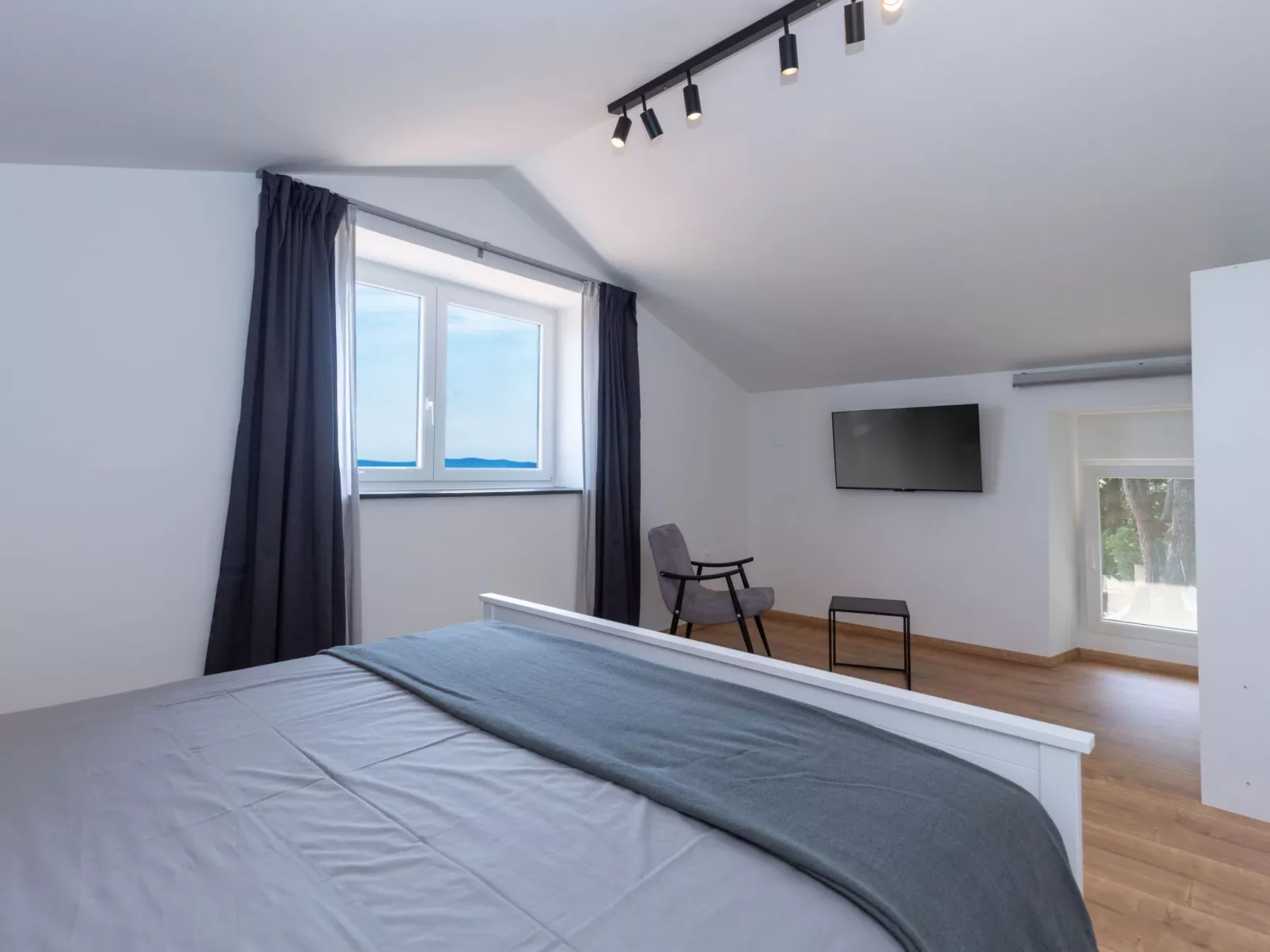 "Istria" mit eigenem Pool-Drinnen