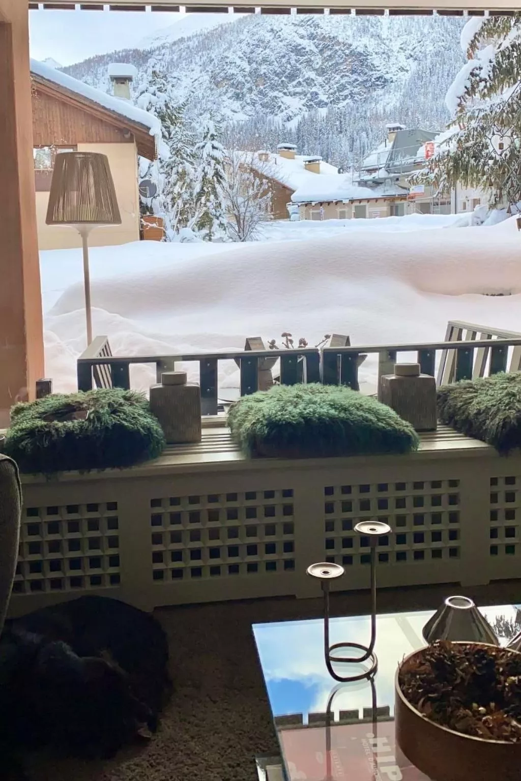 Chesa Ladina-Outside