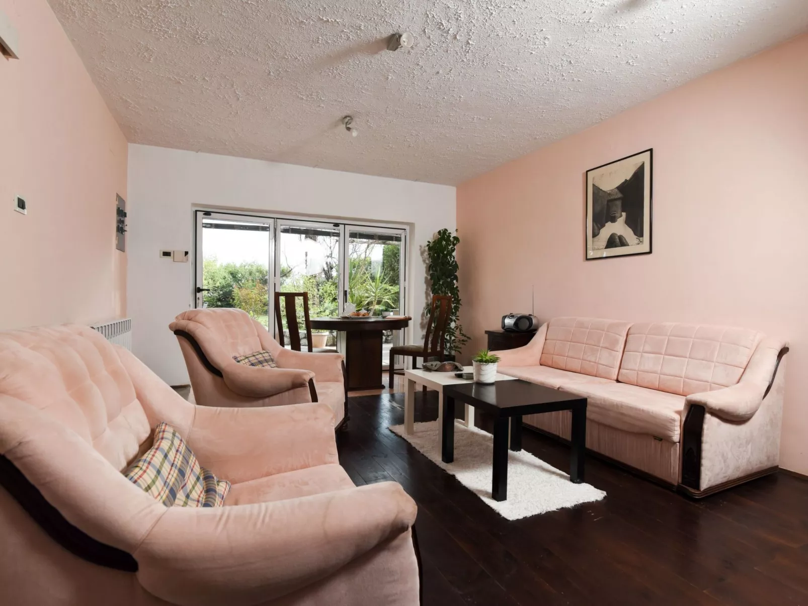 Wohnung mit Terrasse-Inside