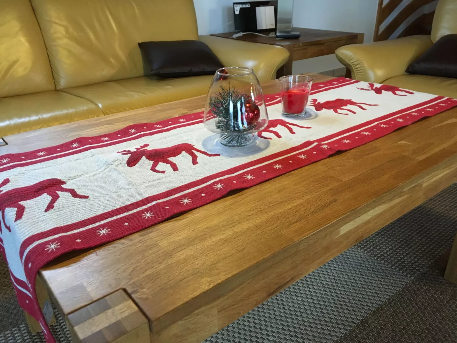 Mit Terrasse, Grill und Garten-Drinnen