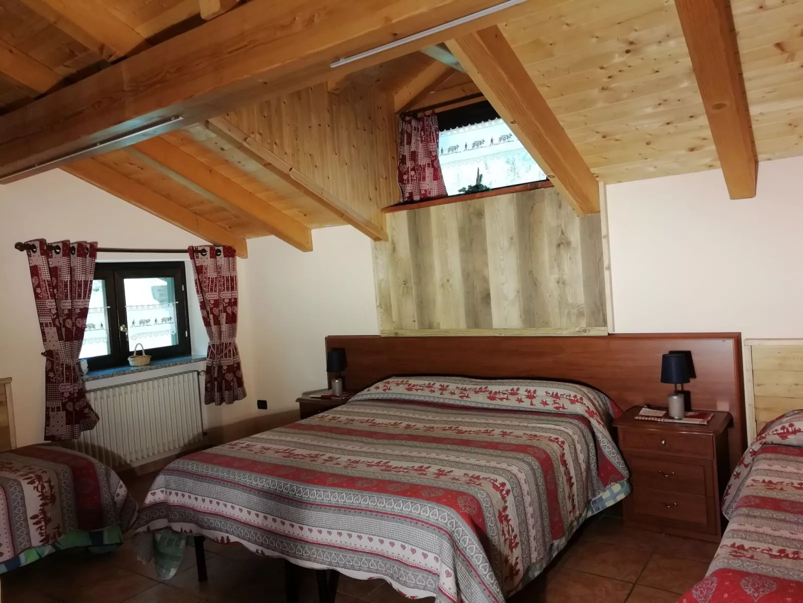 Helle, panoramische Wohnung in den Alpen.-Inside