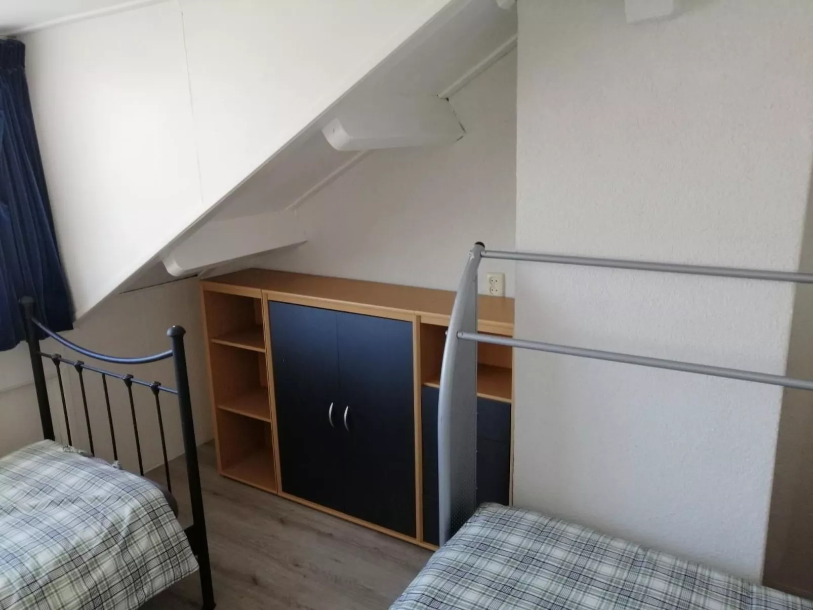 "Emmastraat" mit Terrasse-Drinnen