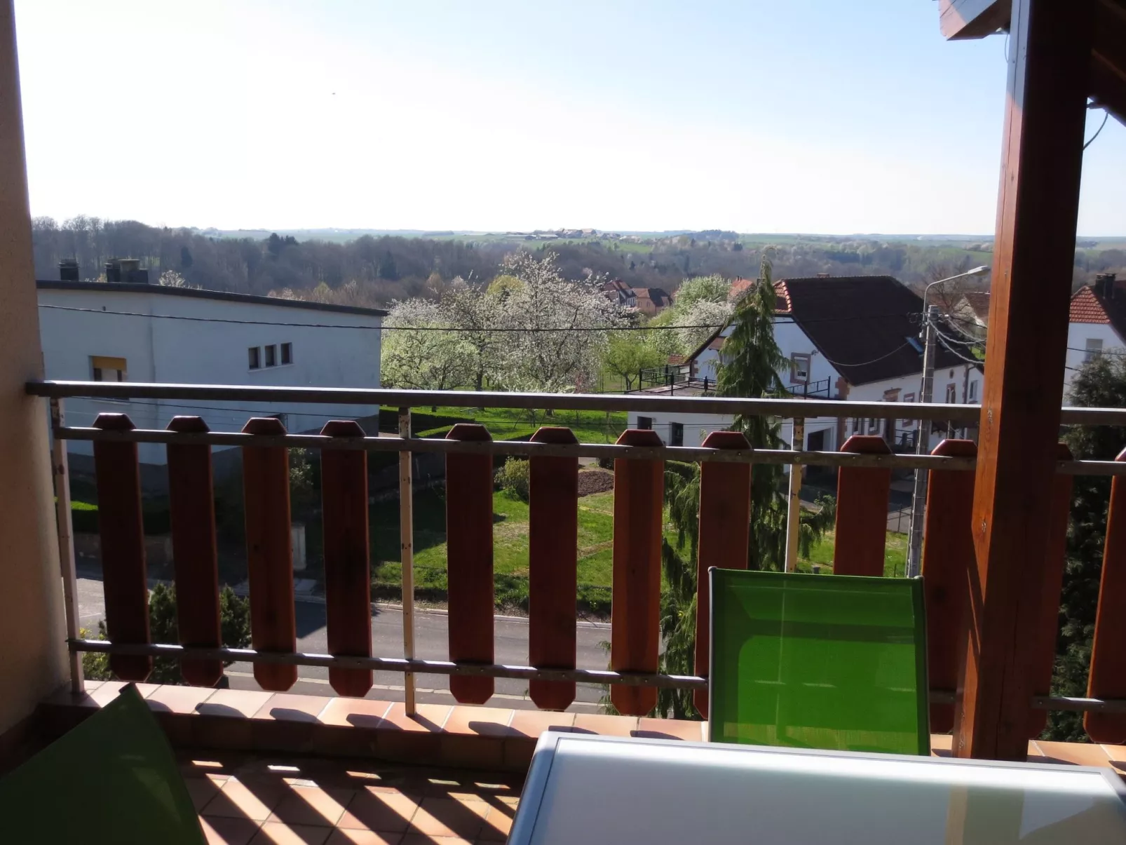 LES BRIMBELLES-Draußen