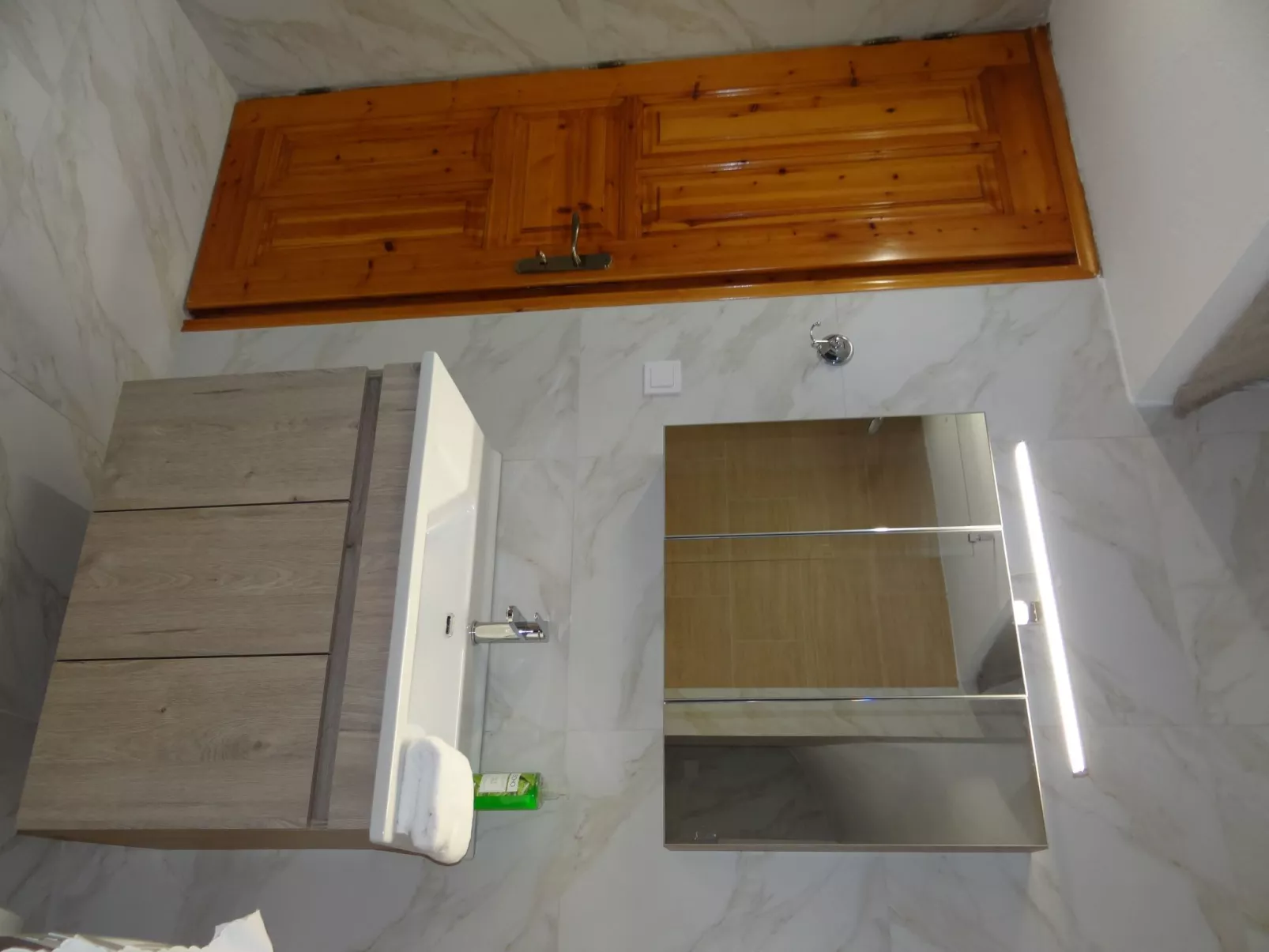 Theofanias Marmorhaus Meteora-Drinnen