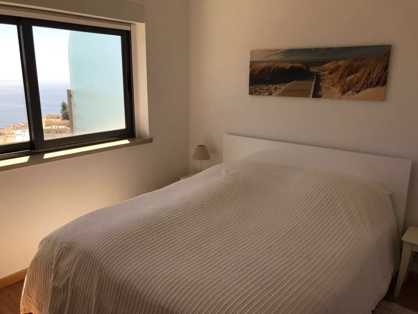 In Sesimbra mit Grill, Terrasse und Garten-Dedans